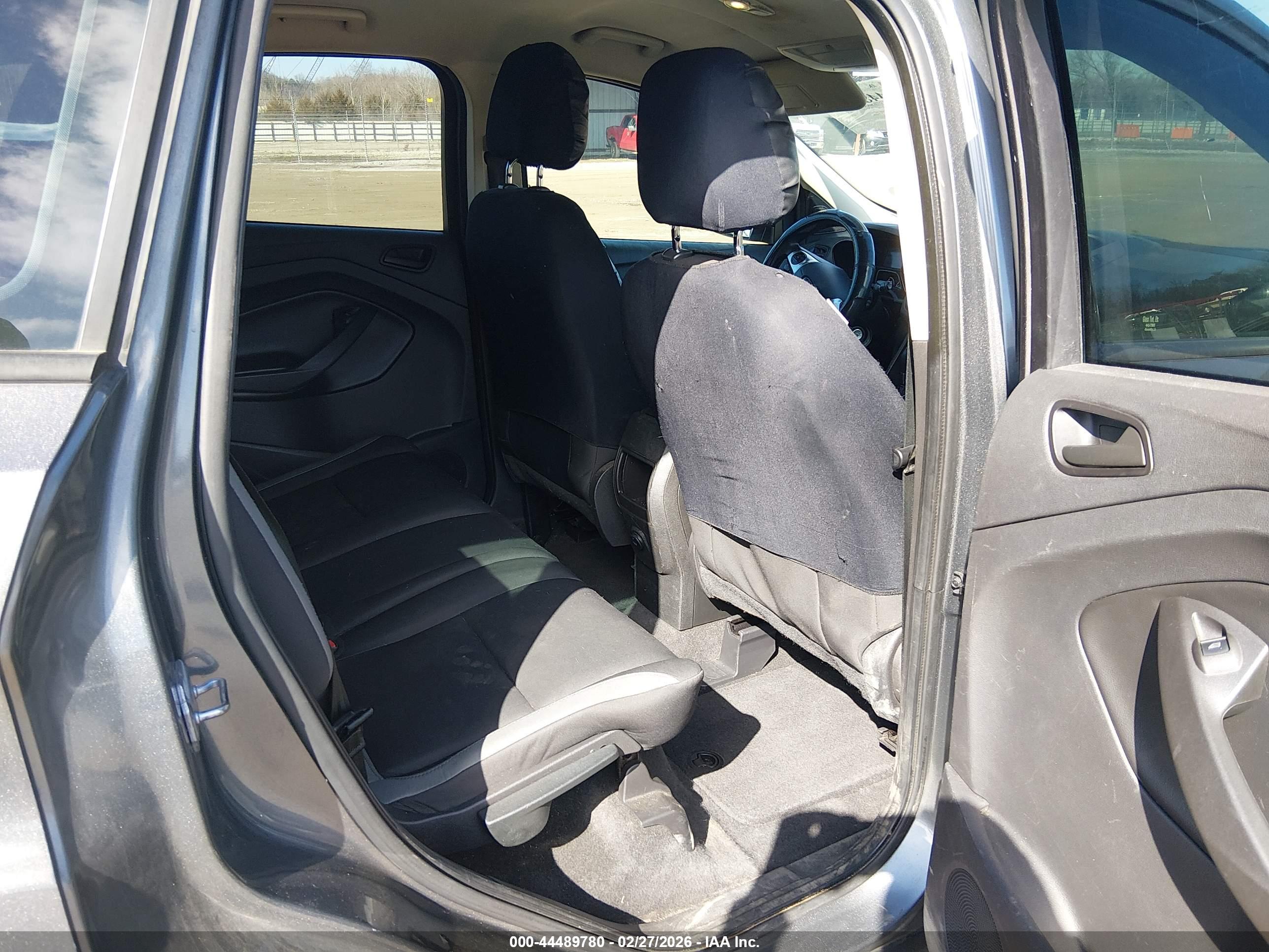 FORD ESCAPE image 8