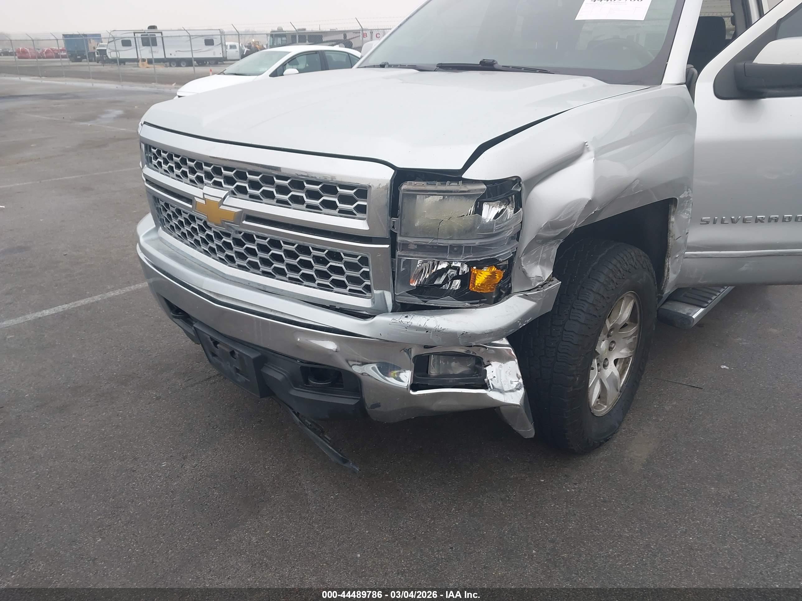 CHEVROLET SILVERADO image 6