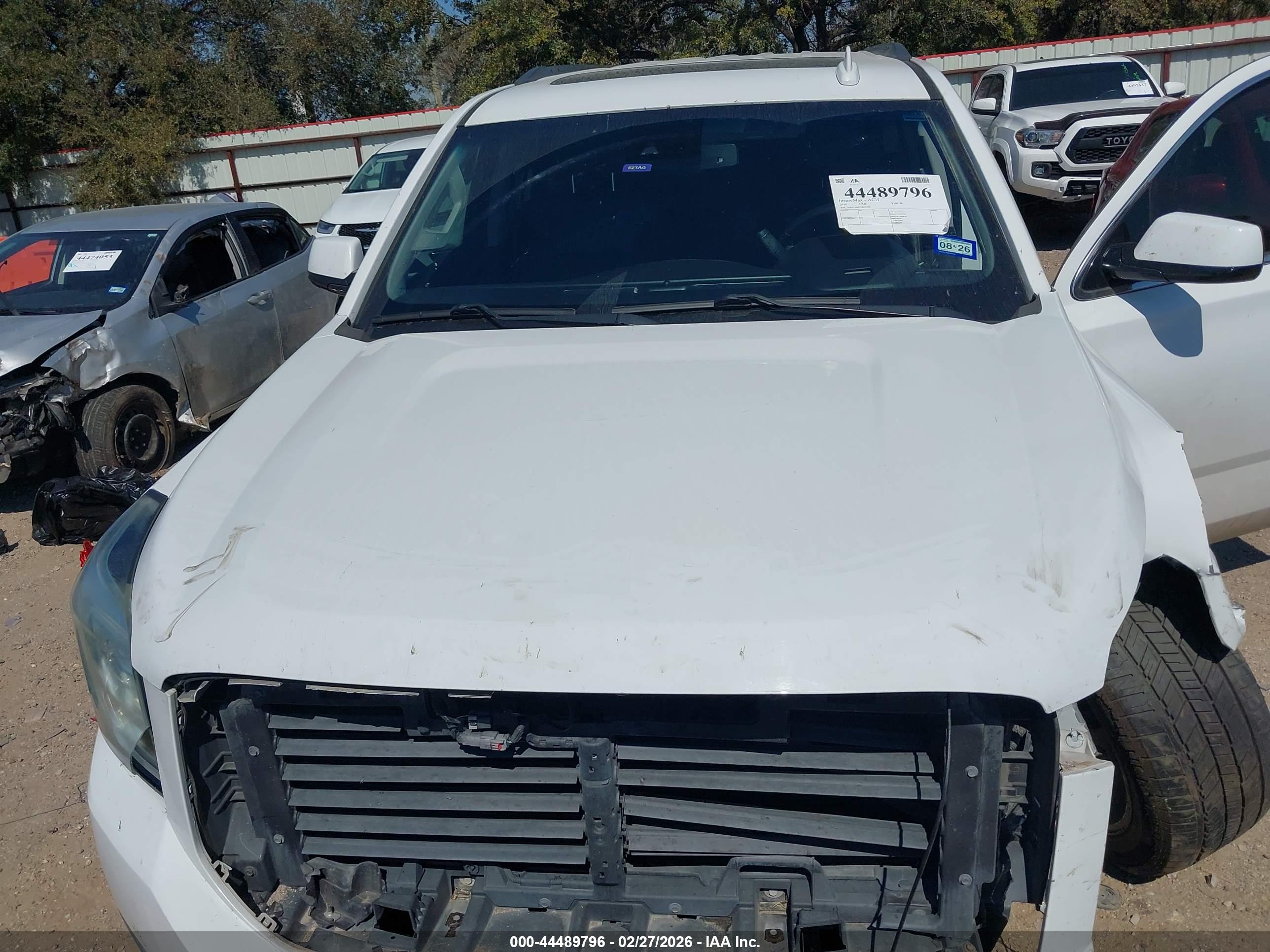 GMC YUKON image 10