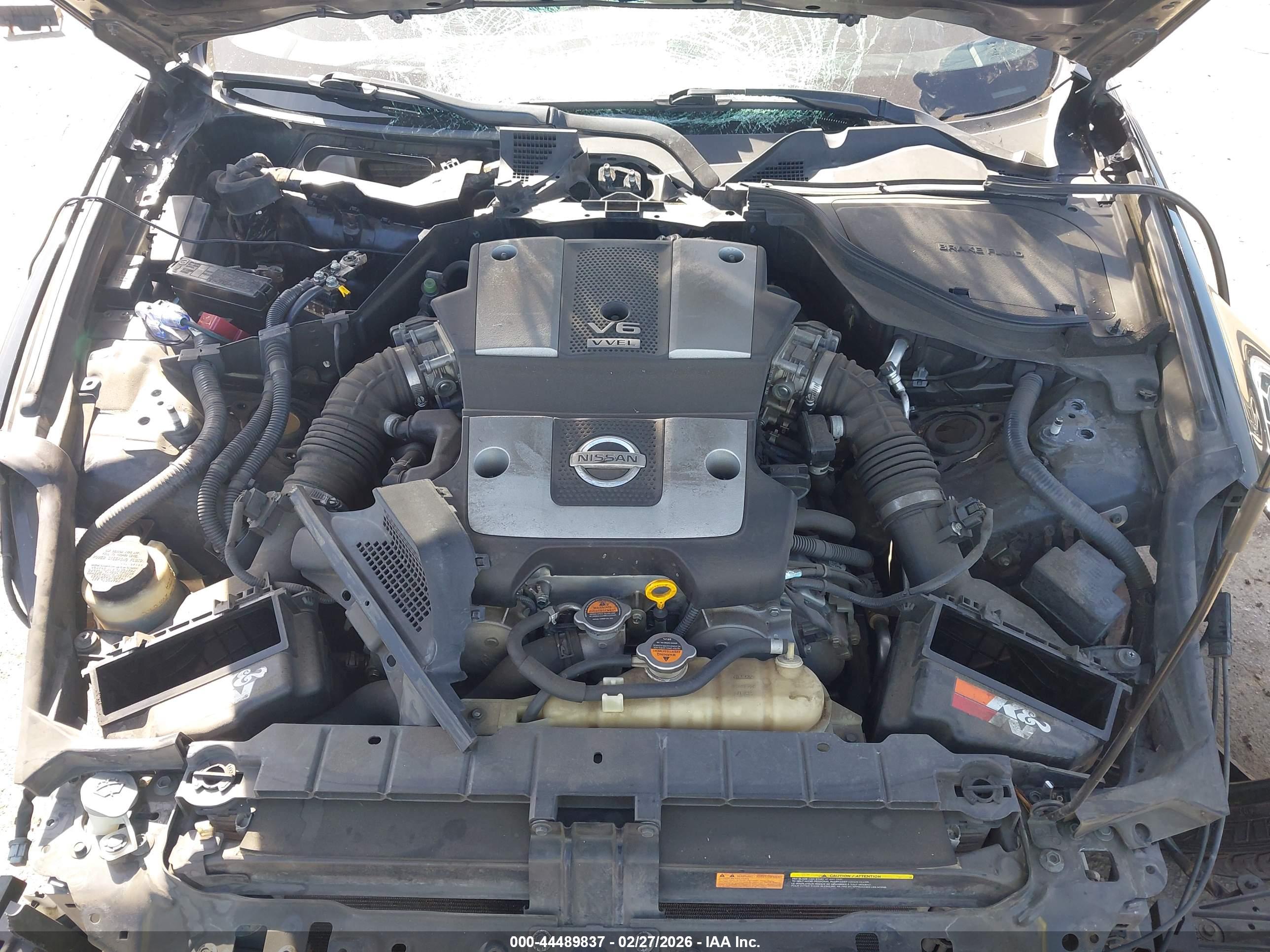 NISSAN 370Z image 10