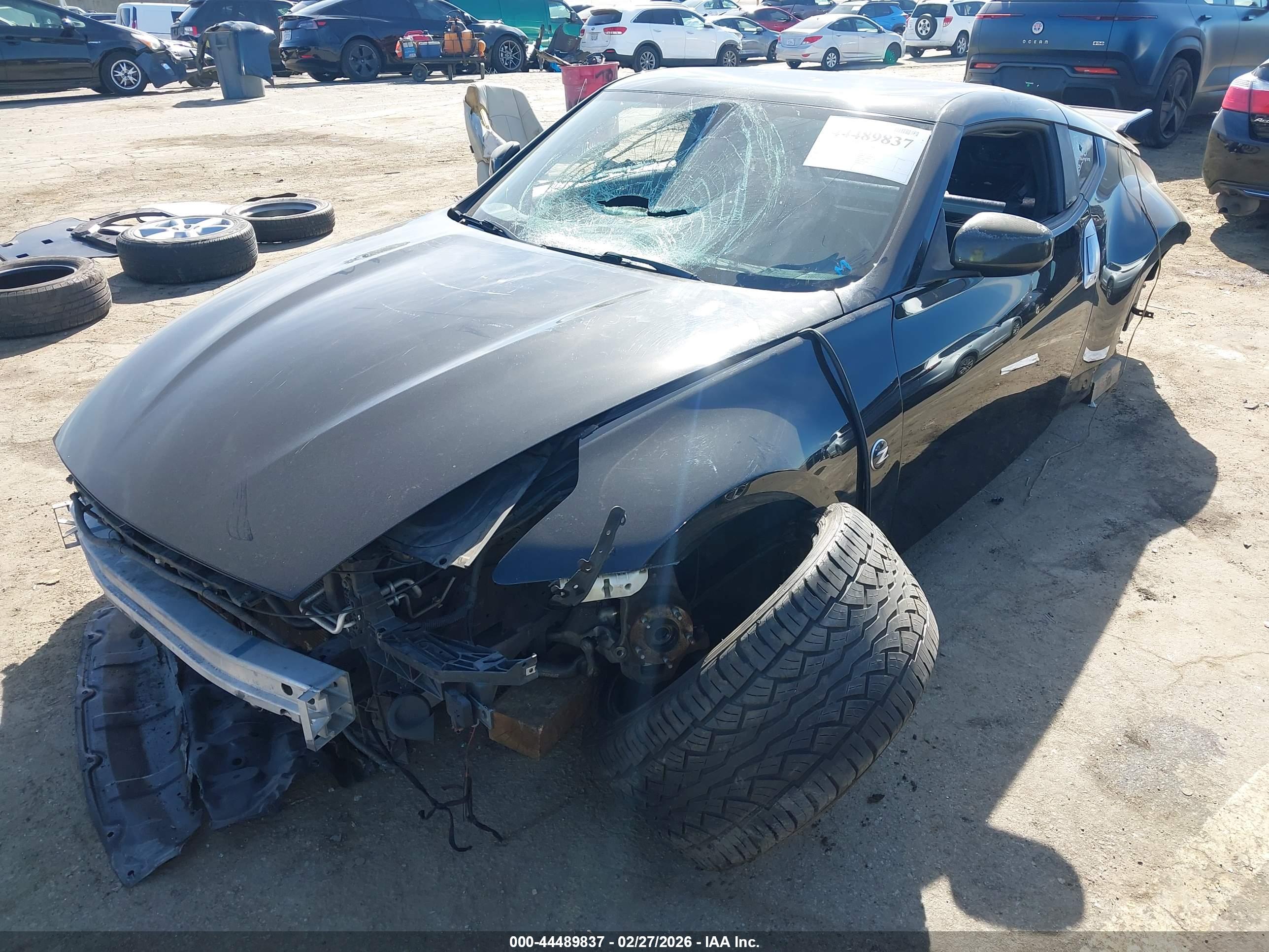 NISSAN 370Z image 2