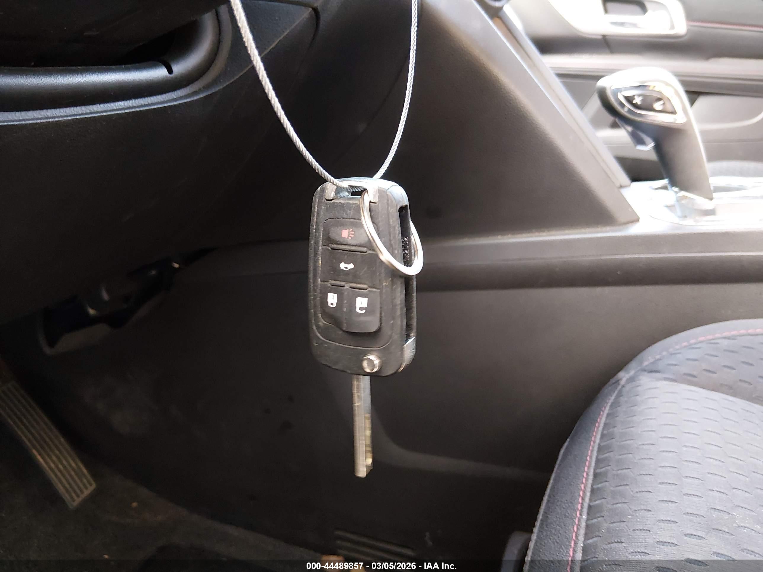 GMC TERRAIN image 11