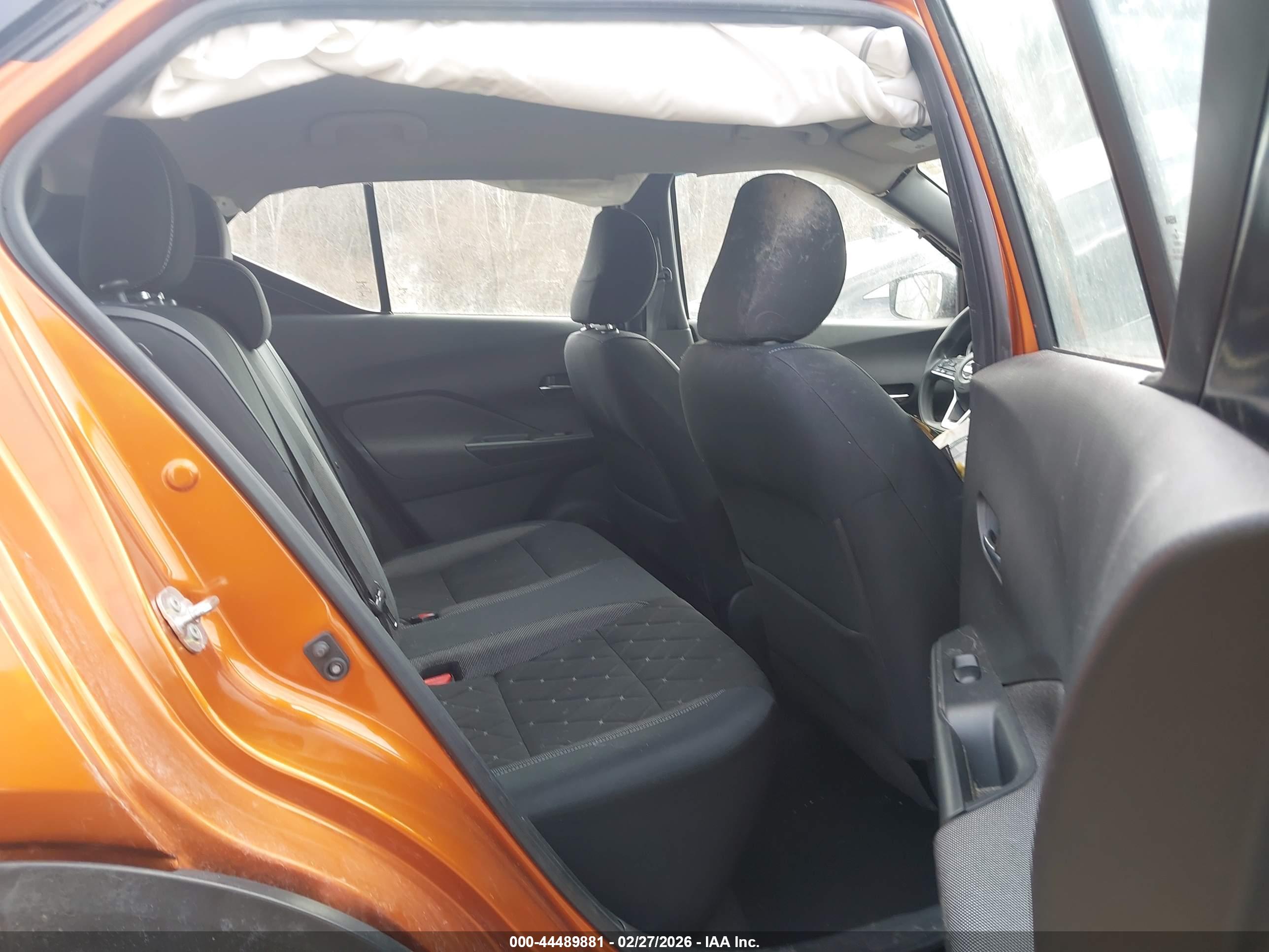 NISSAN KICKS image 8