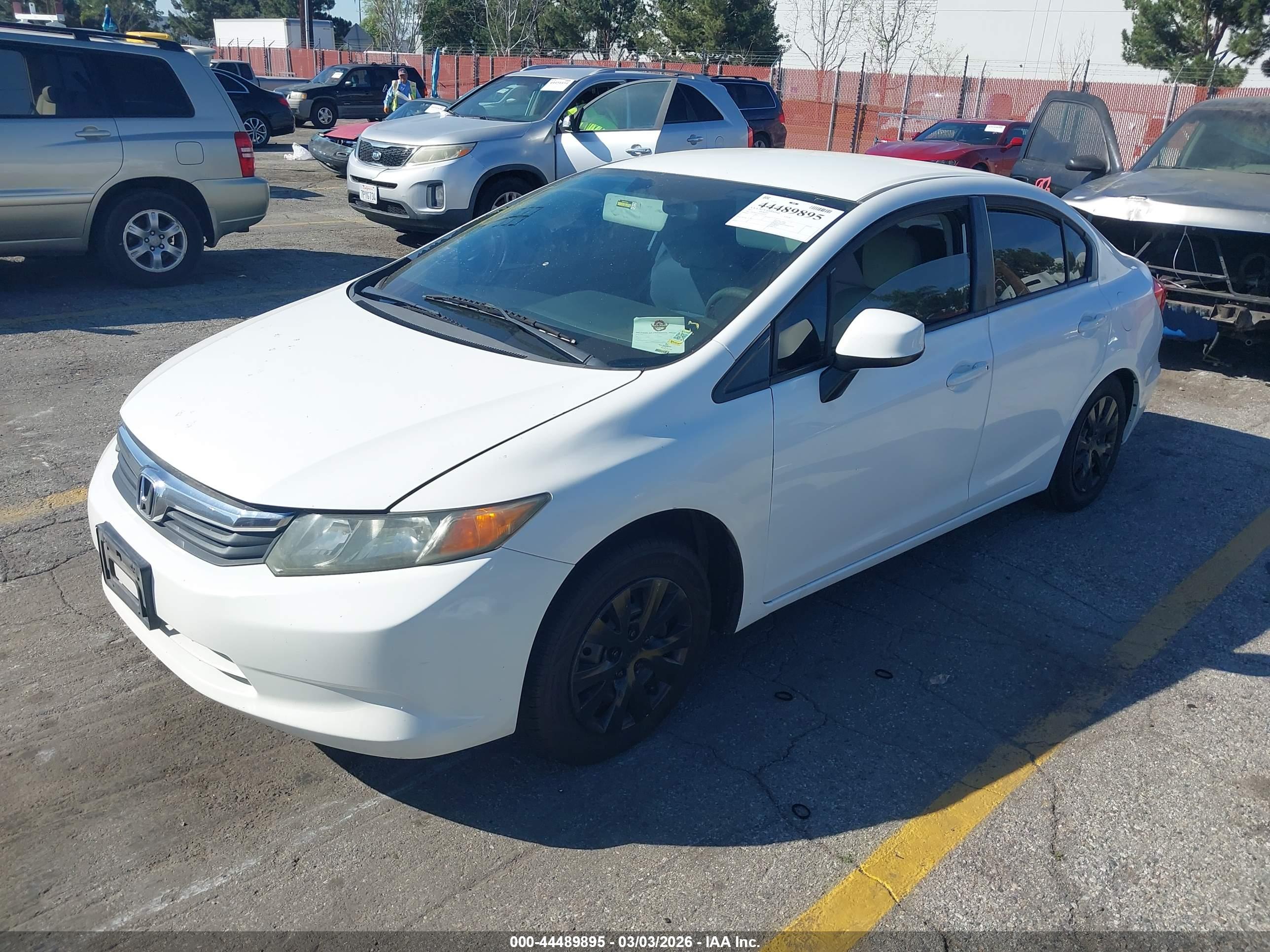 HONDA CIVIC image 2
