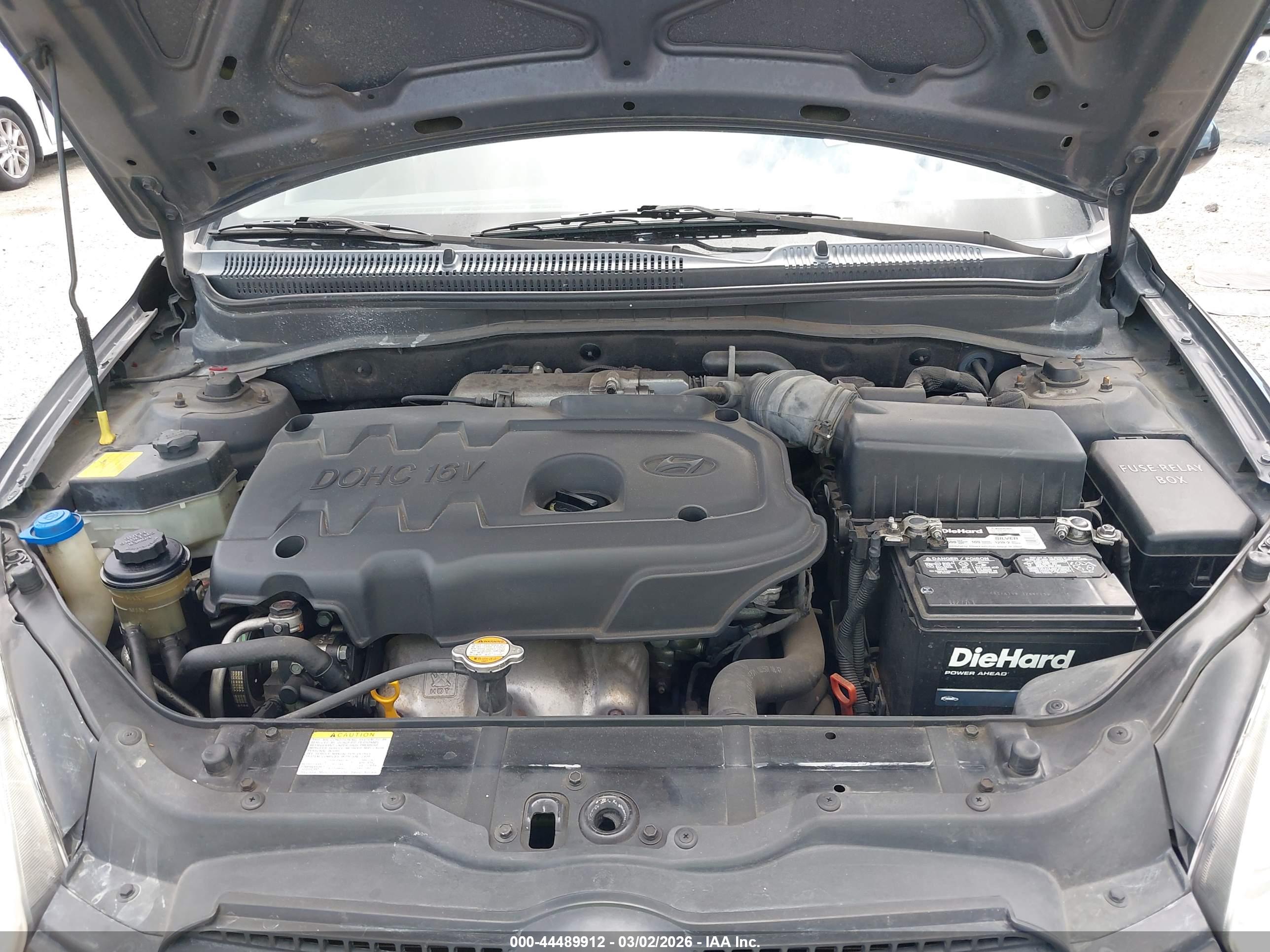 HYUNDAI ACCENT image 10