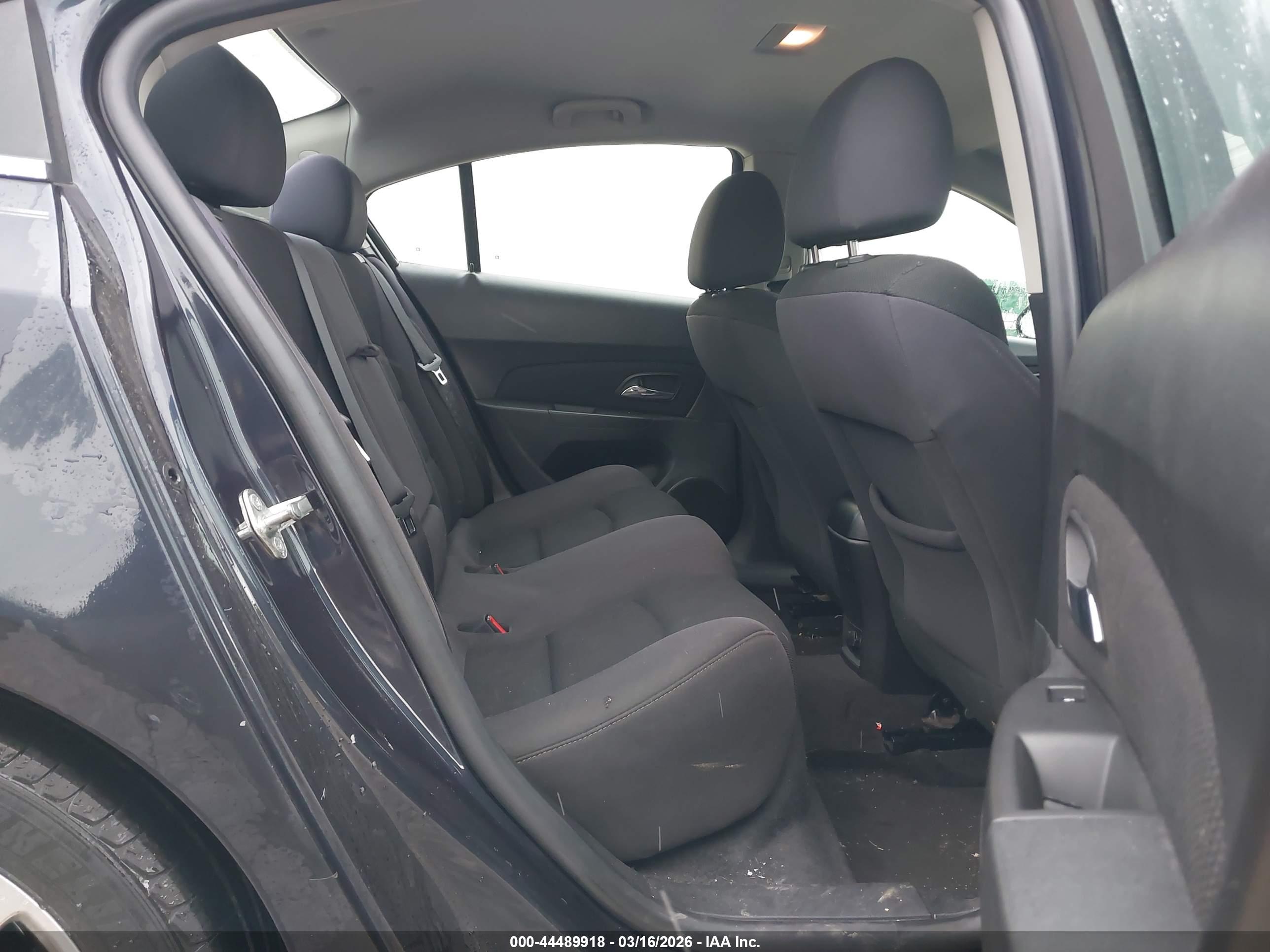 CHEVROLET CRUZE image 8