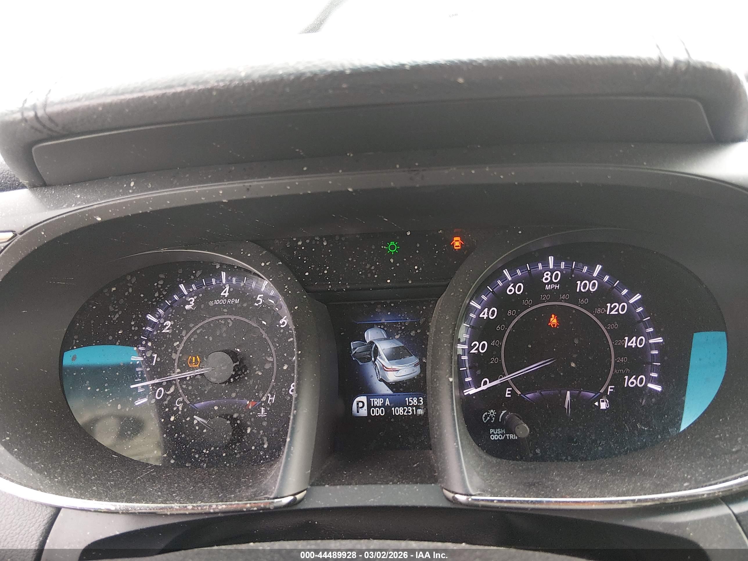 TOYOTA AVALON image 7