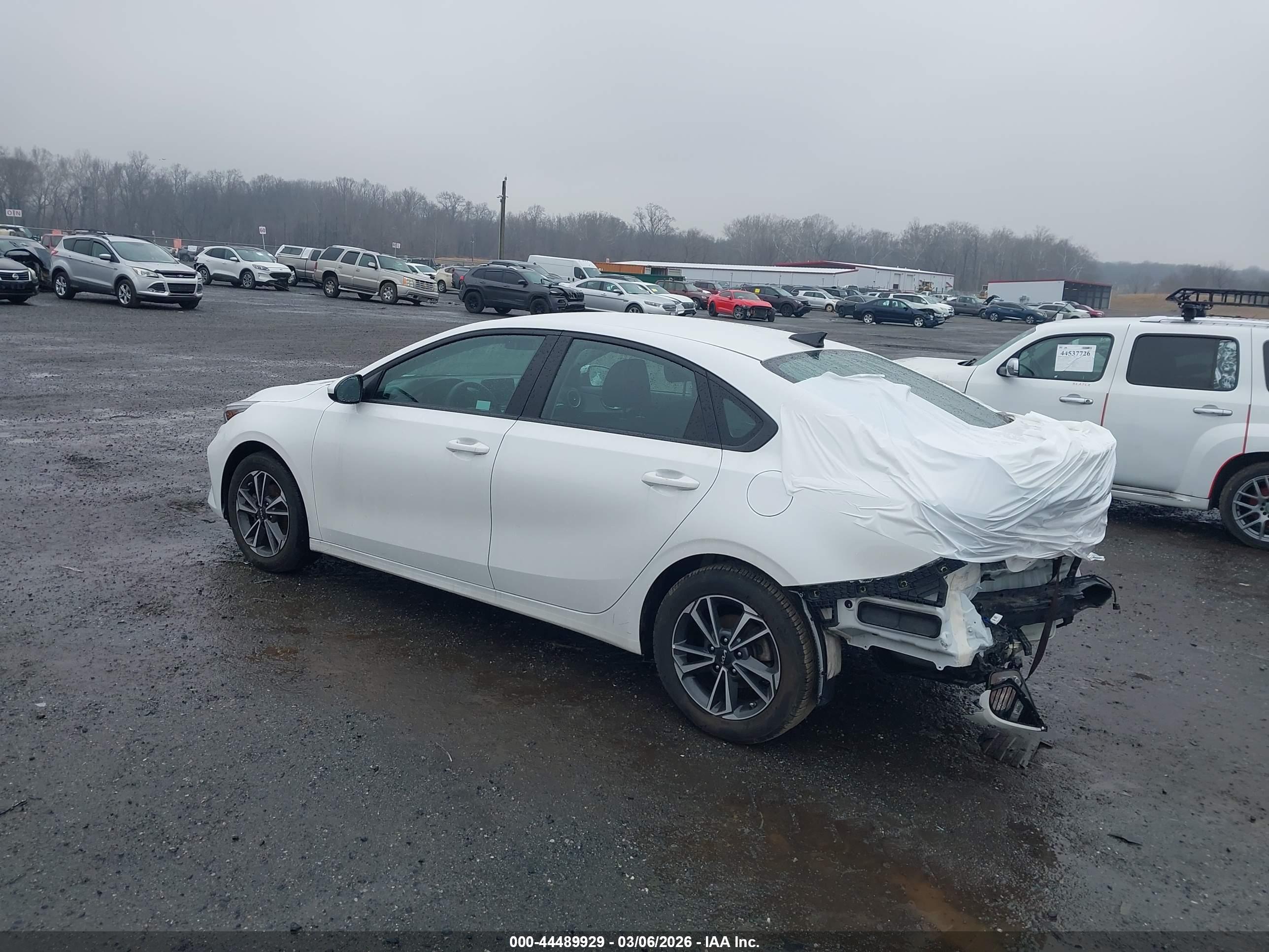 KIA FORTE image 3