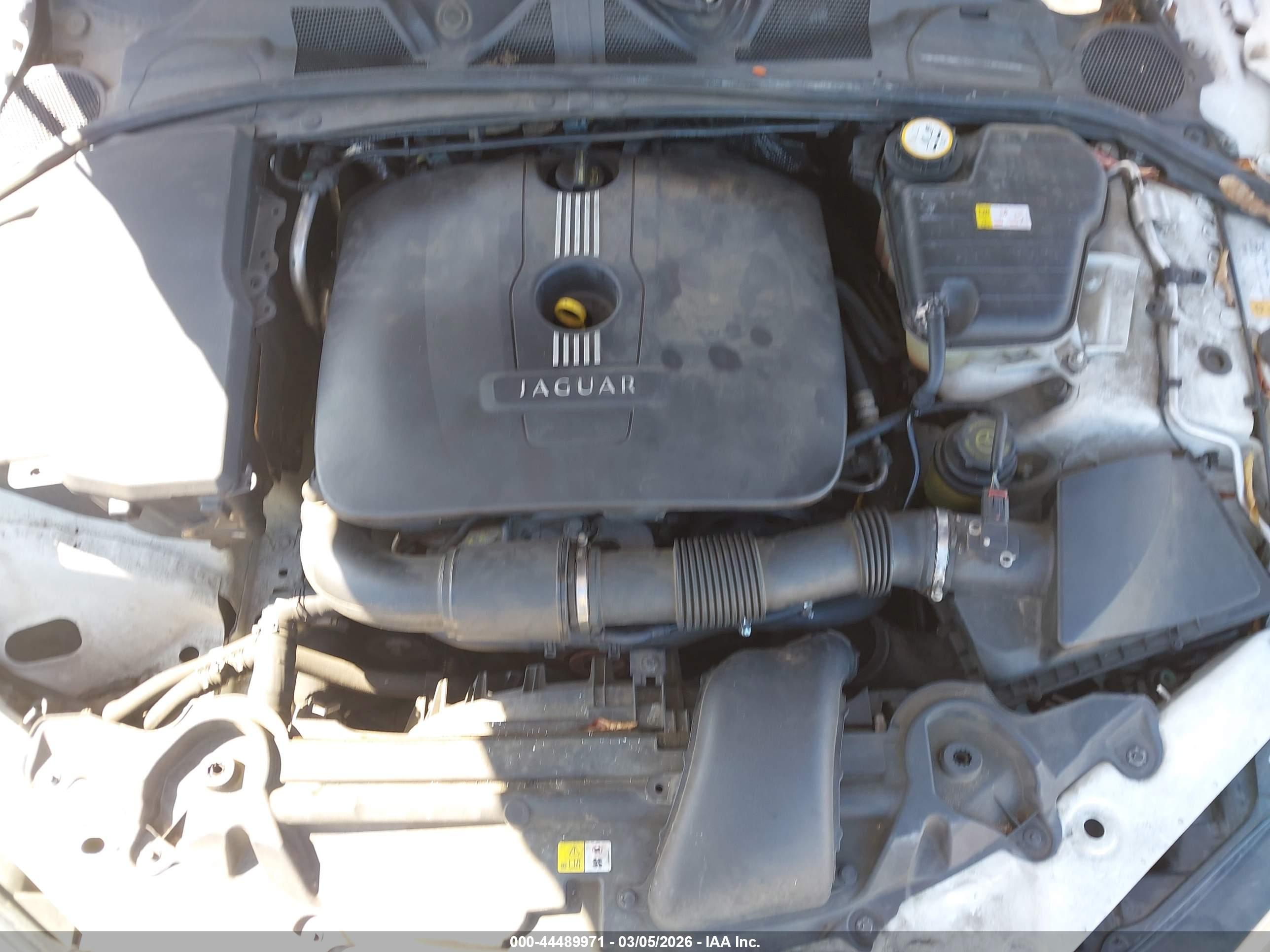 JAGUAR XF image 10