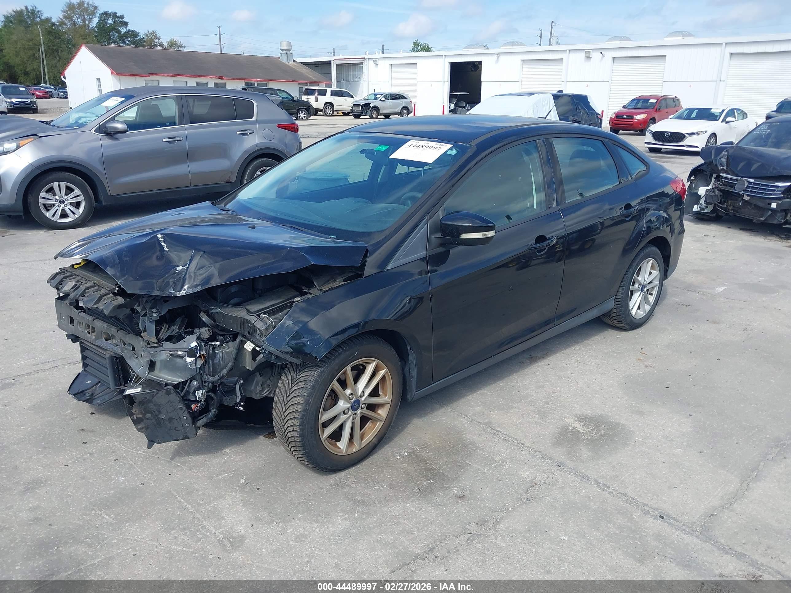 FORD FOCUS image 2