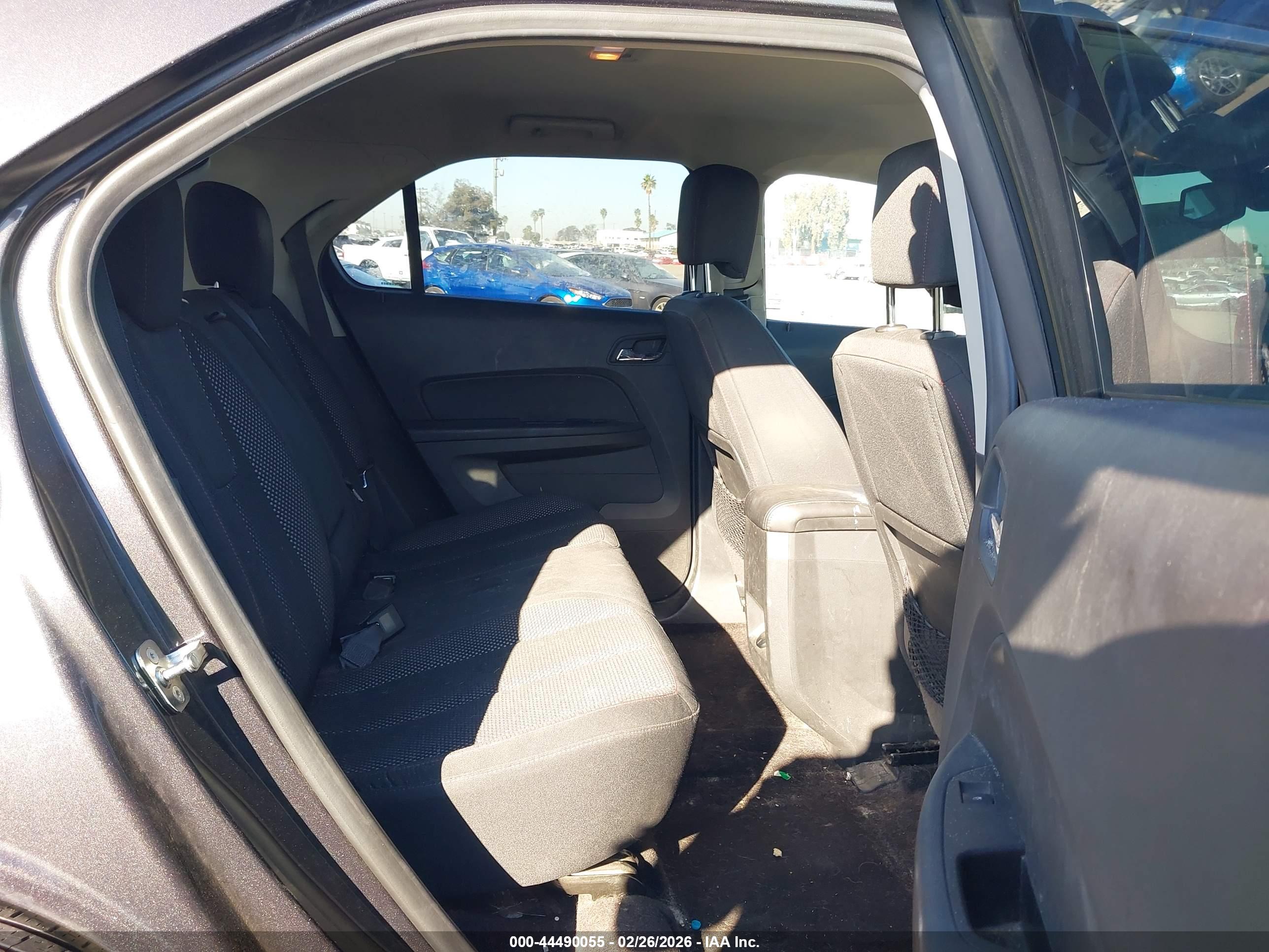 CHEVROLET EQUINOX image 8