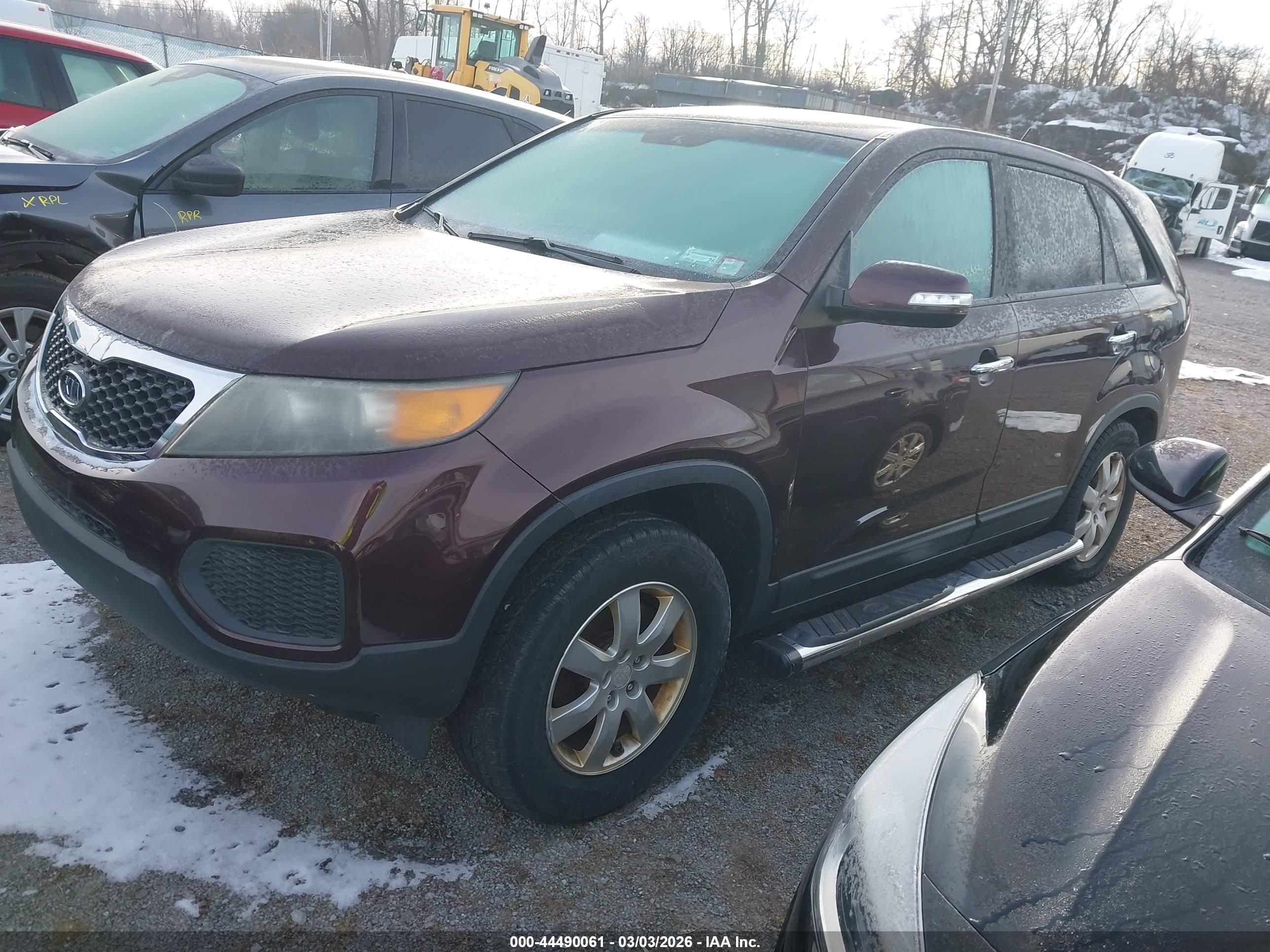 KIA SORENTO image 2