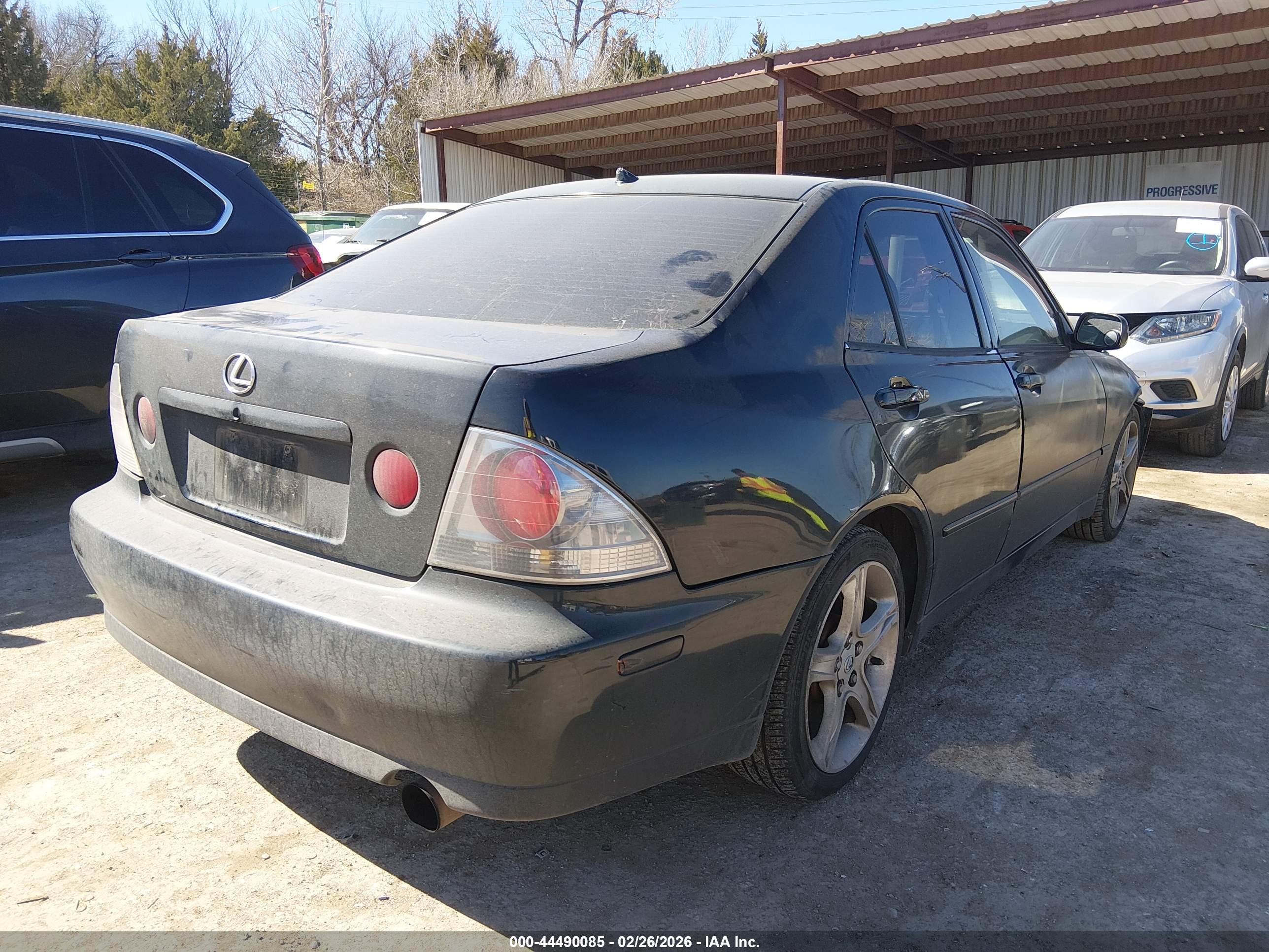 LEXUS IS image 4