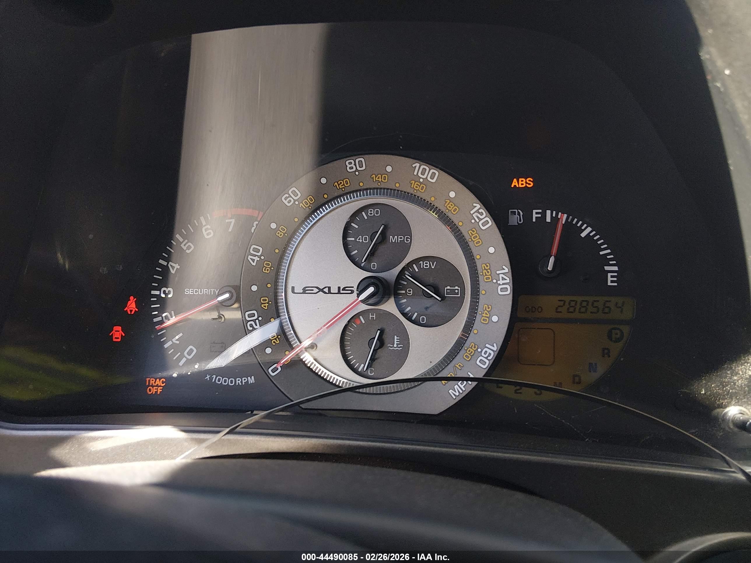 LEXUS IS image 7