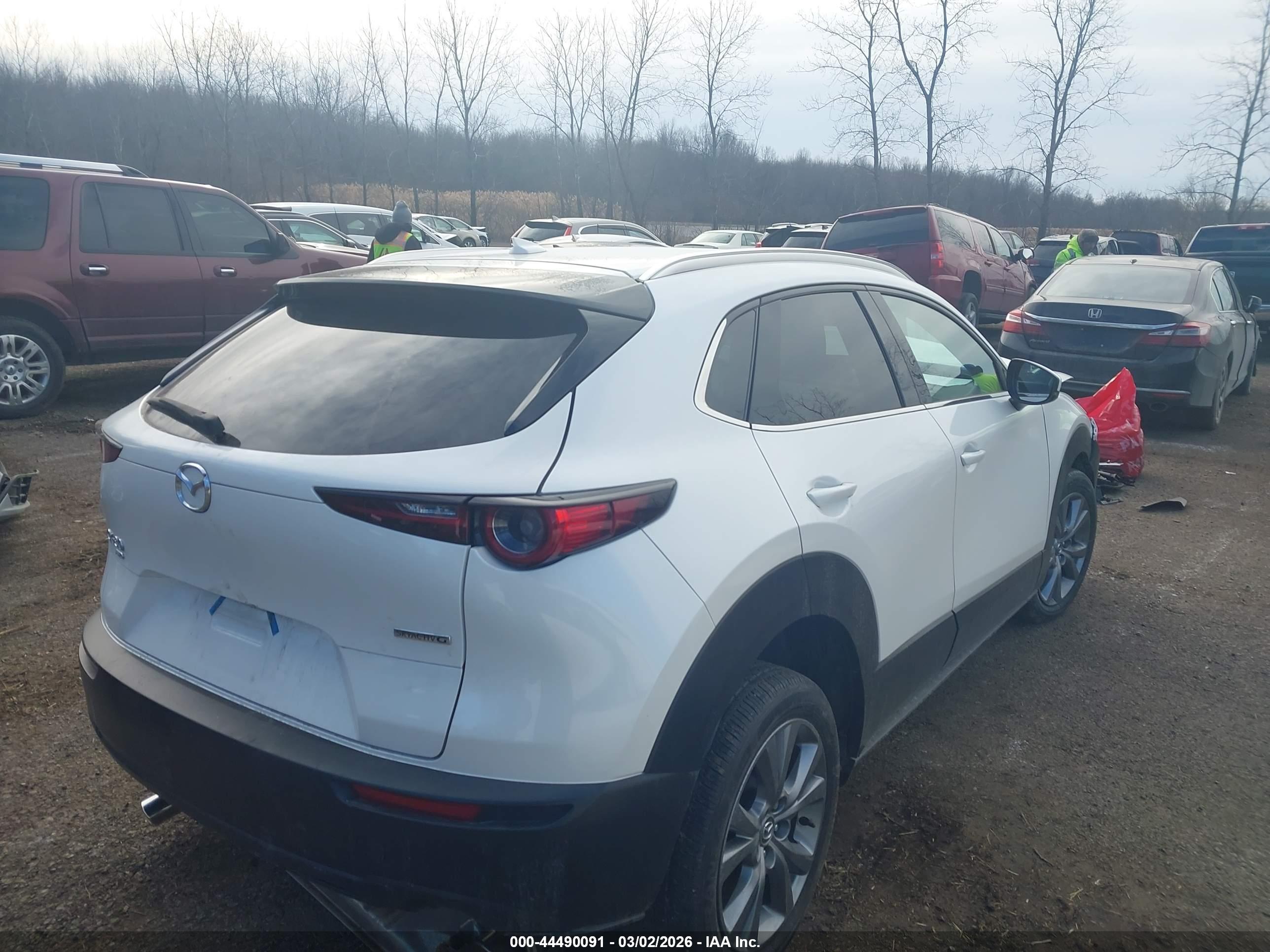 MAZDA CX-30 image 4