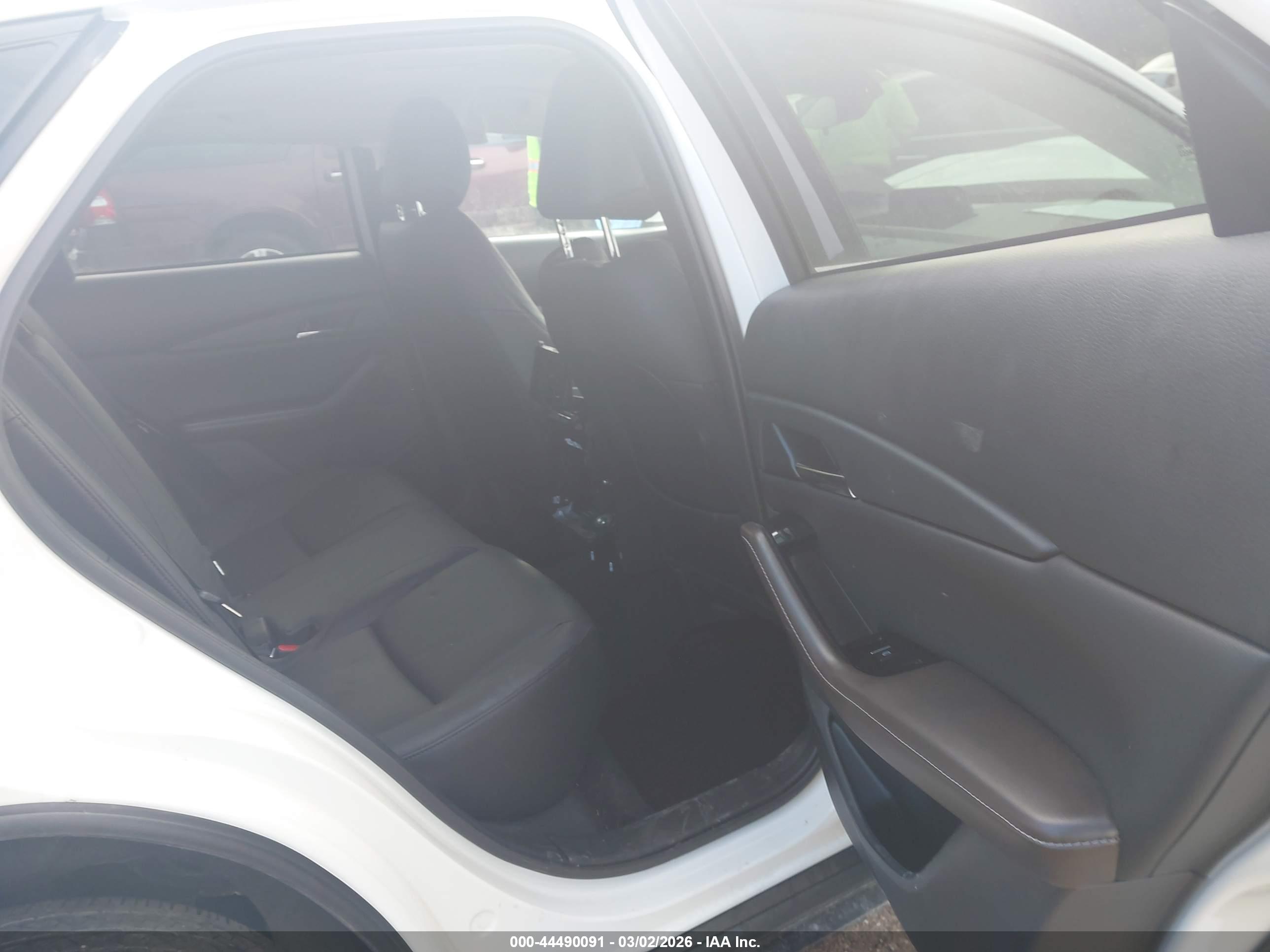 MAZDA CX-30 image 8