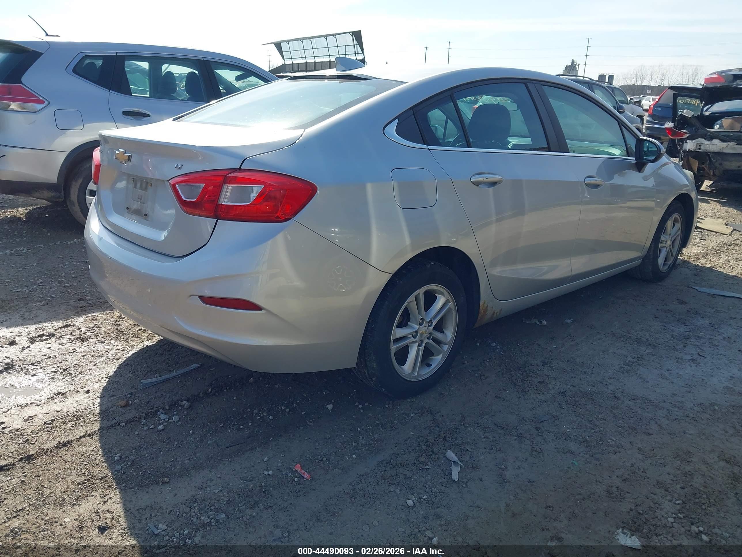 CHEVROLET CRUZE image 4