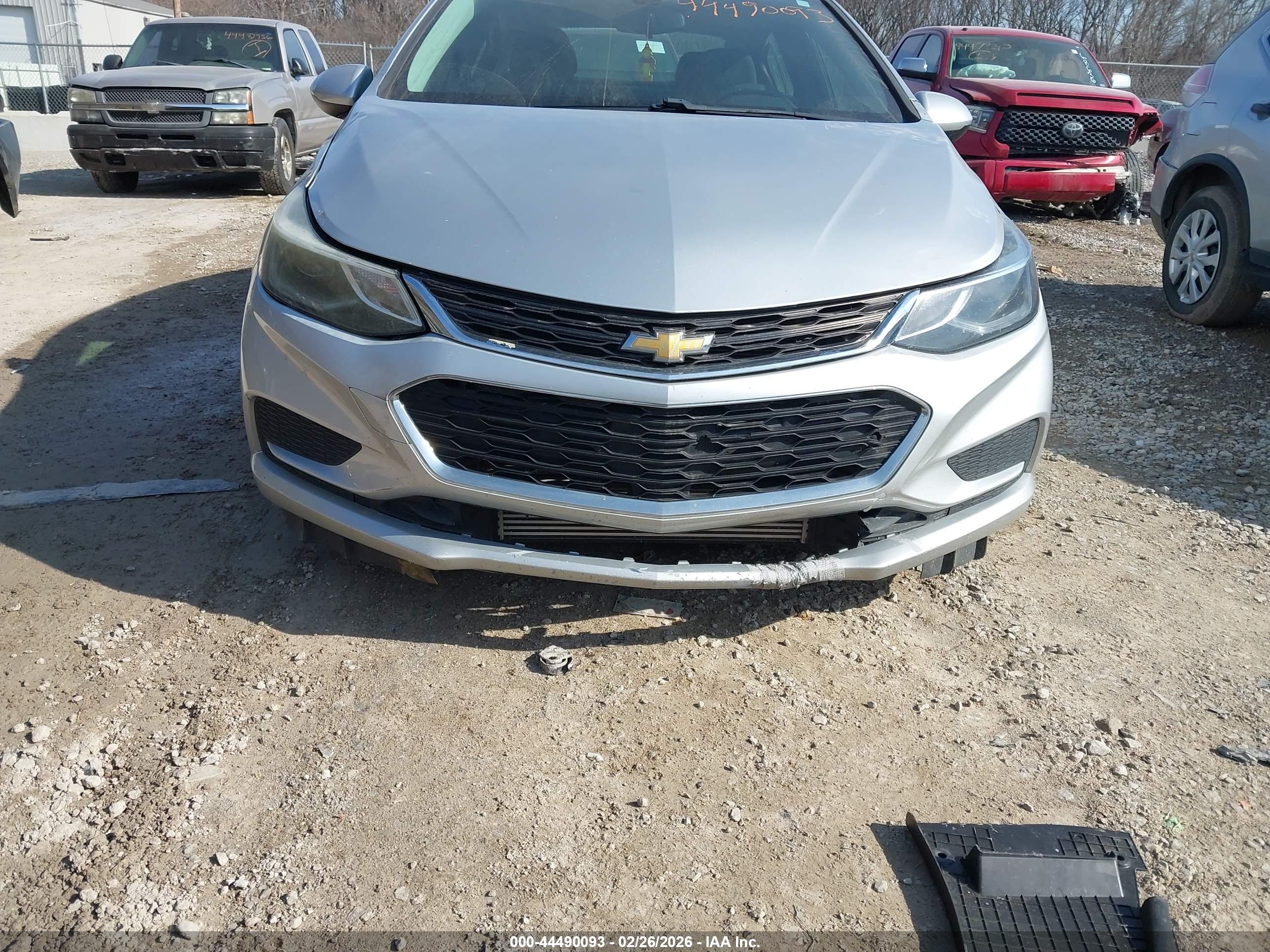 CHEVROLET CRUZE image 6