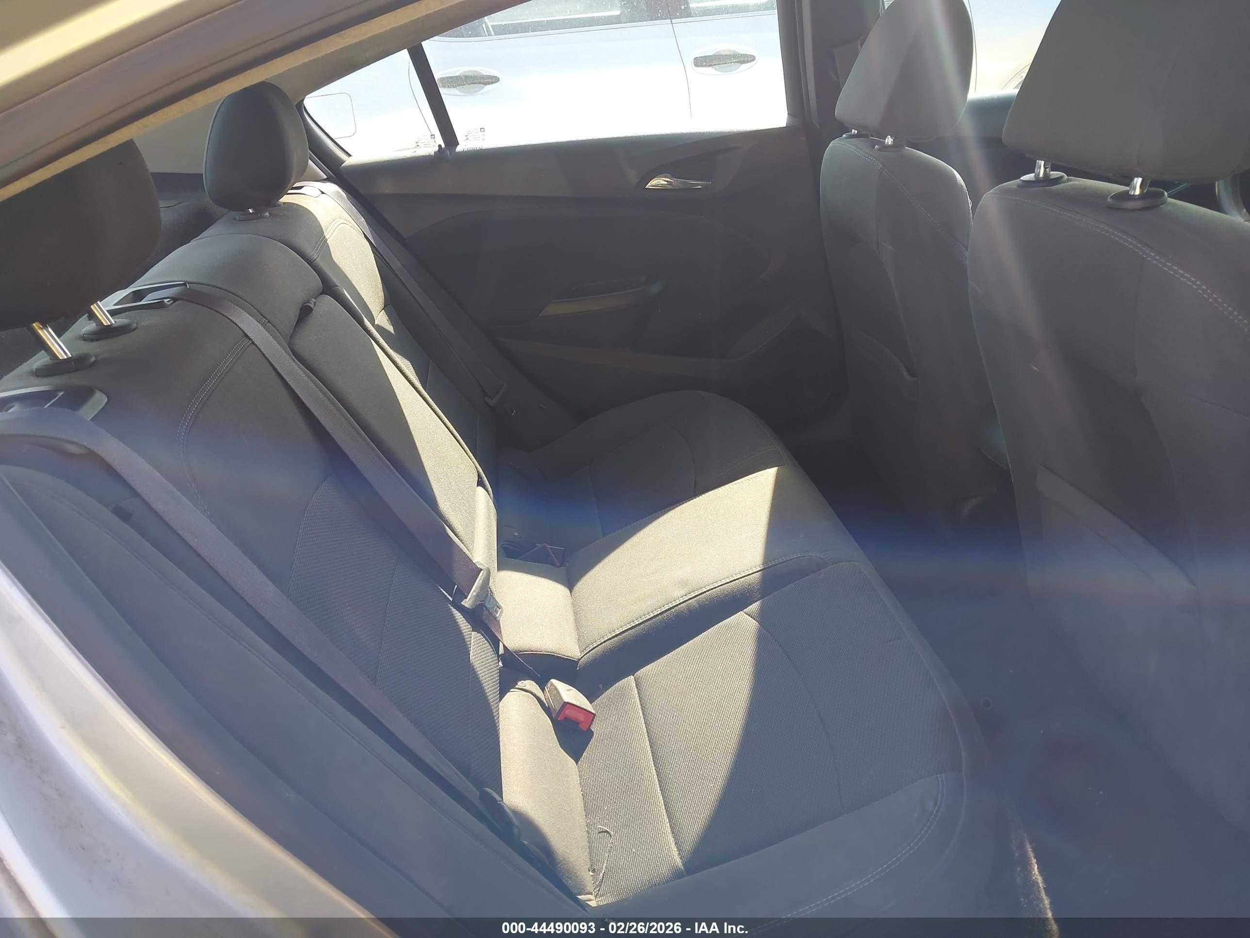 CHEVROLET CRUZE image 8