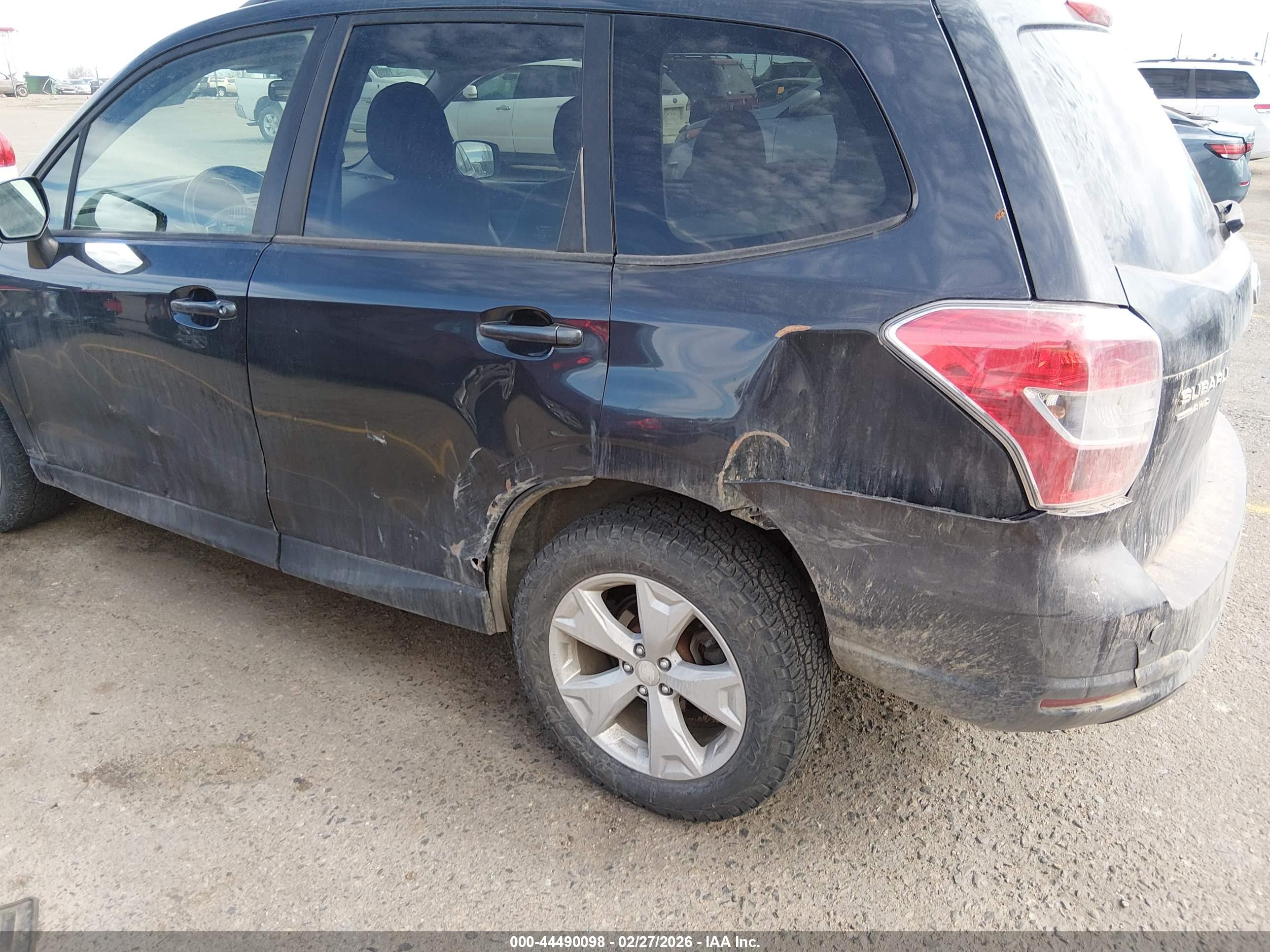 SUBARU FORESTER image 6