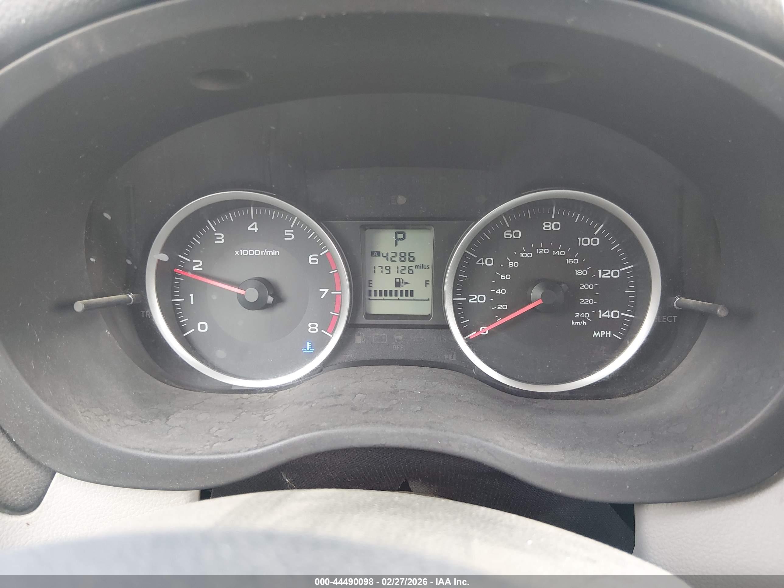 SUBARU FORESTER image 7