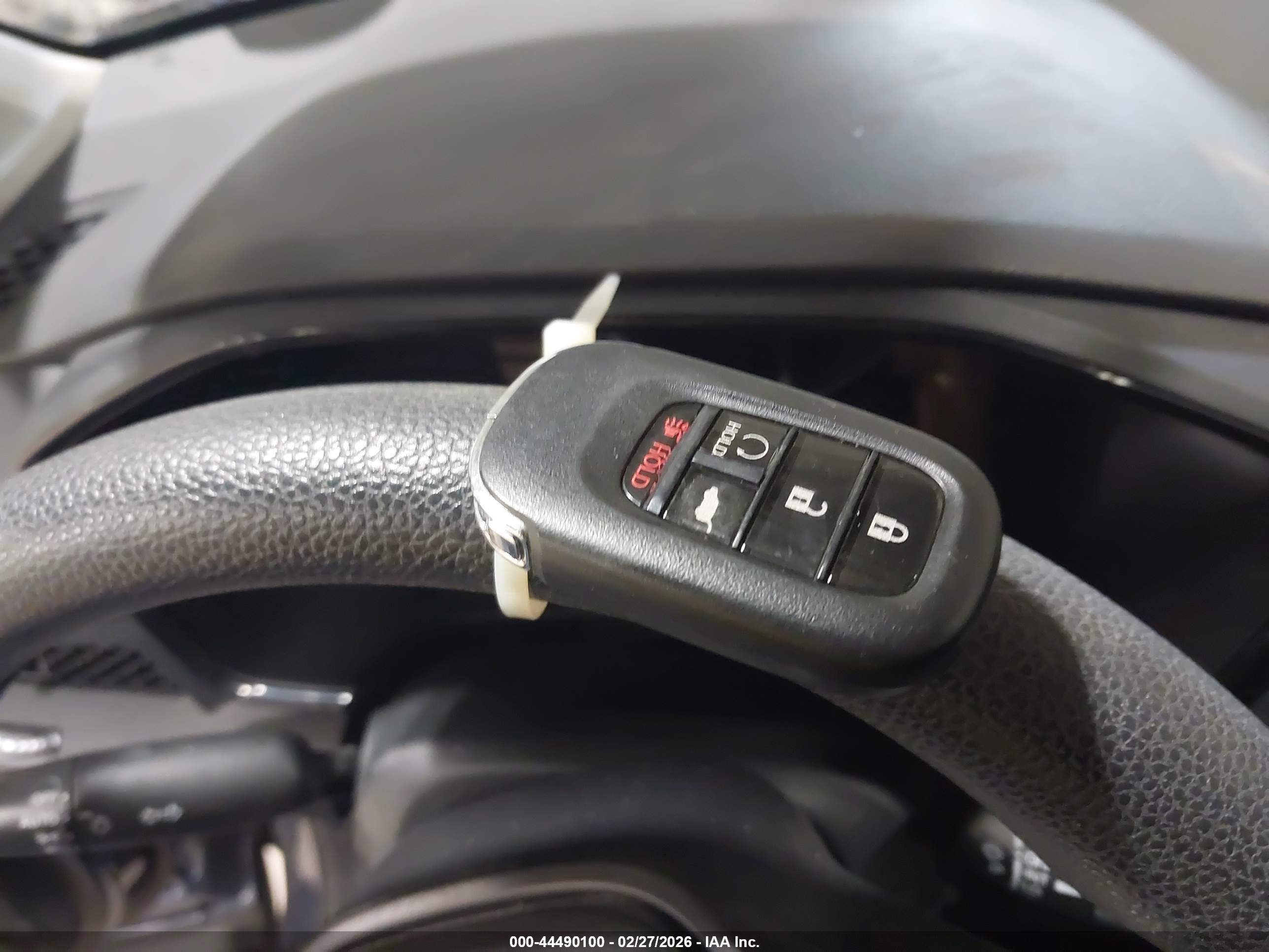 HONDA CR-V image 11