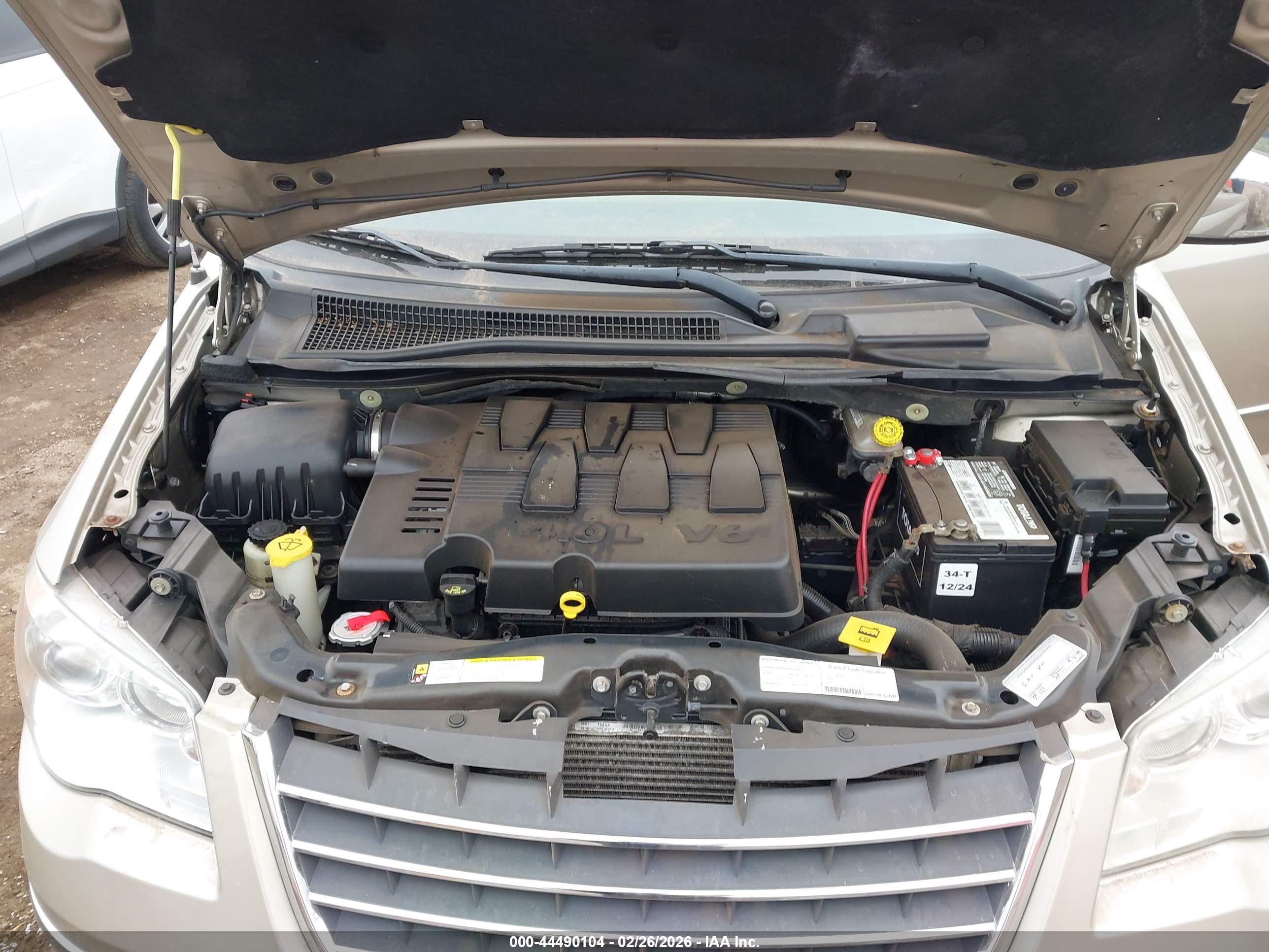 CHRYSLER TOWN image 10