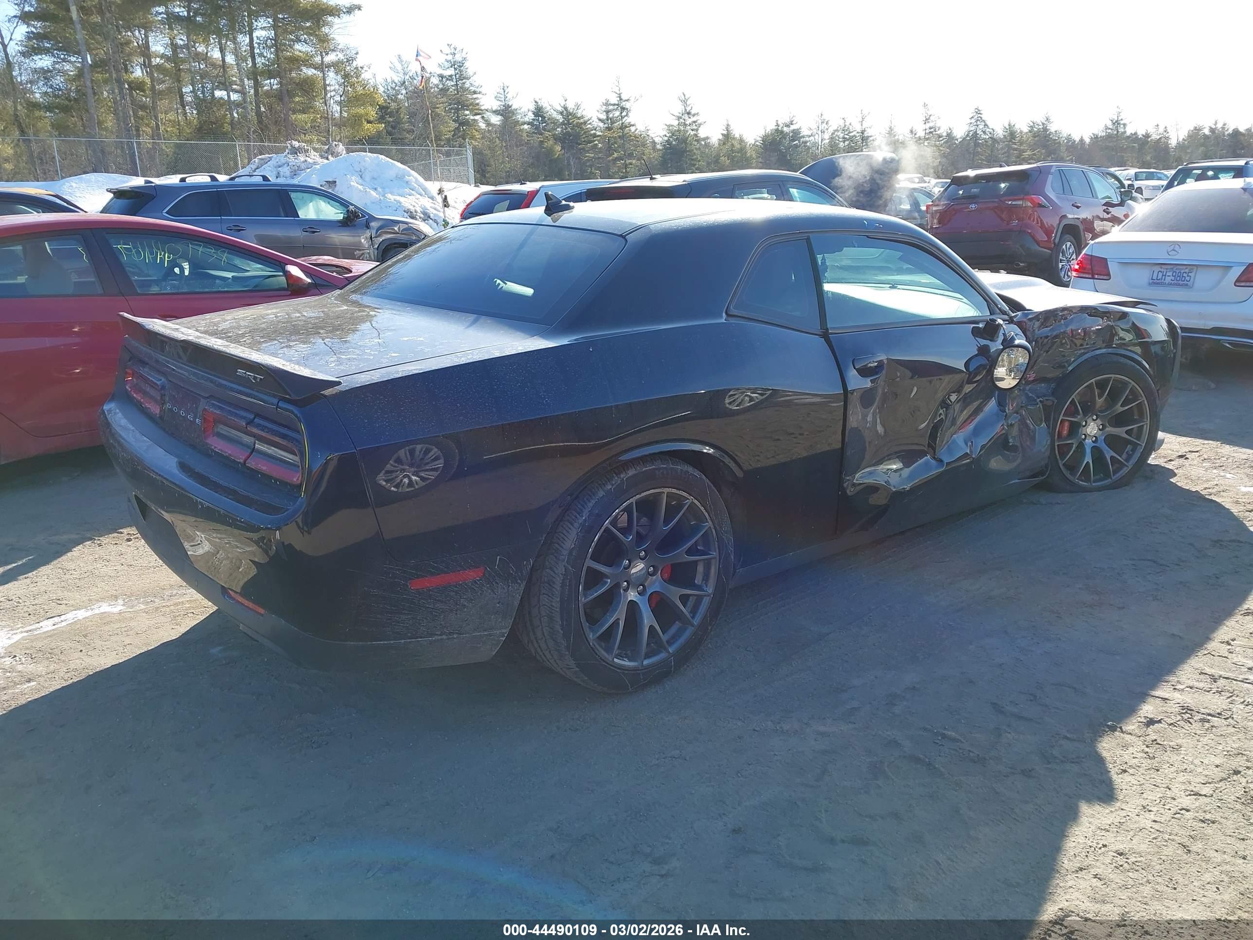 DODGE CHALLENGER image 4