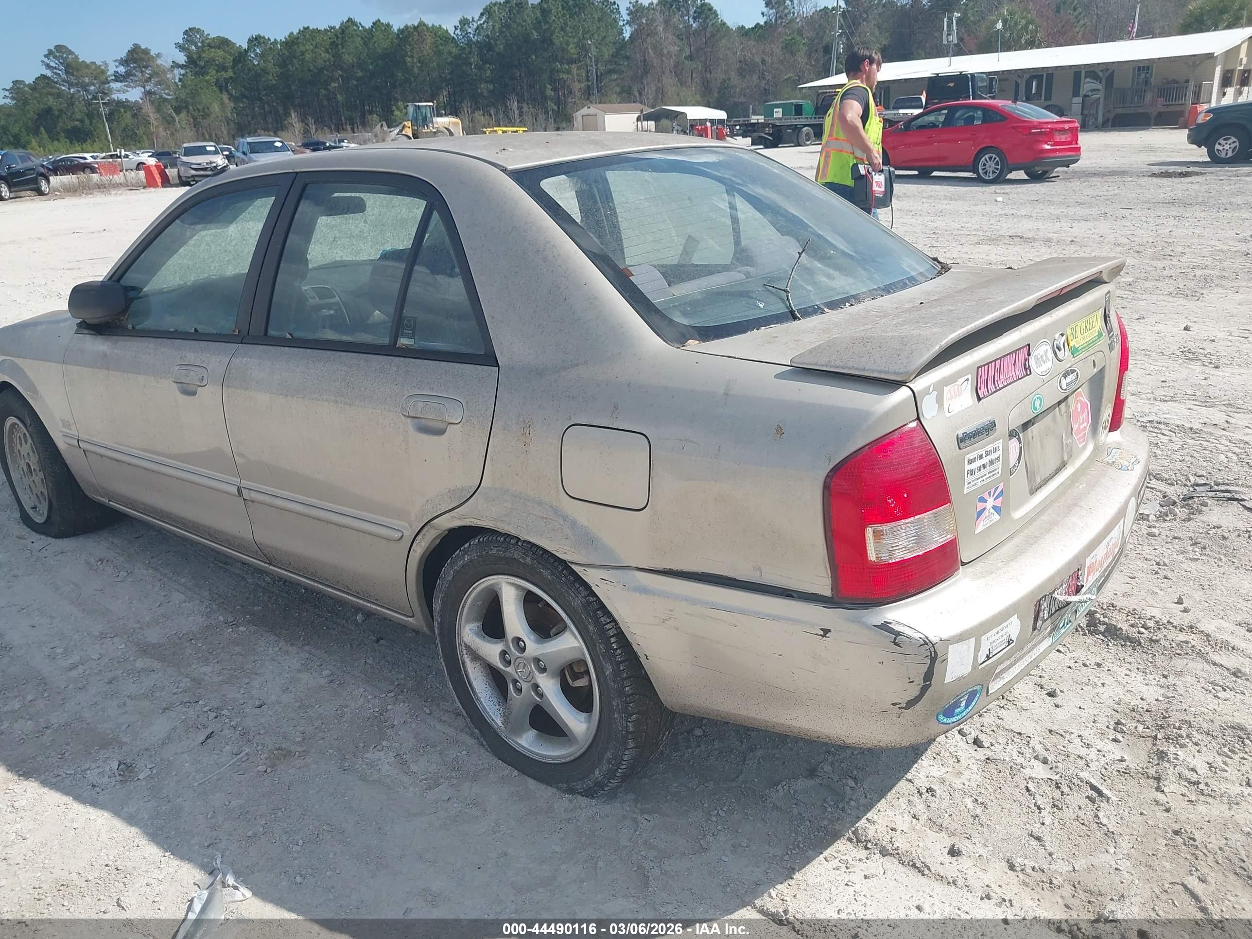 MAZDA PROTEGE image 3