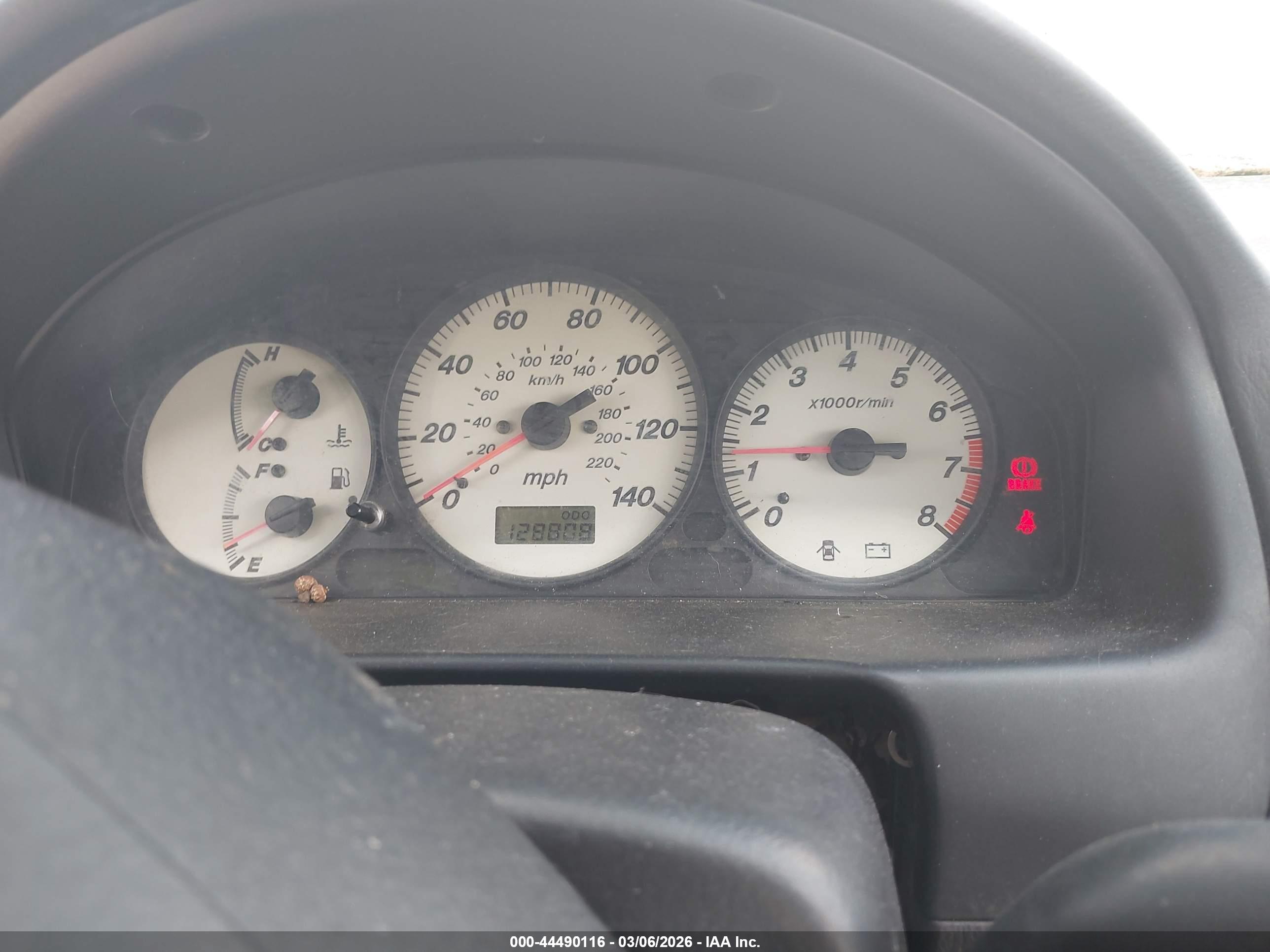 MAZDA PROTEGE image 7