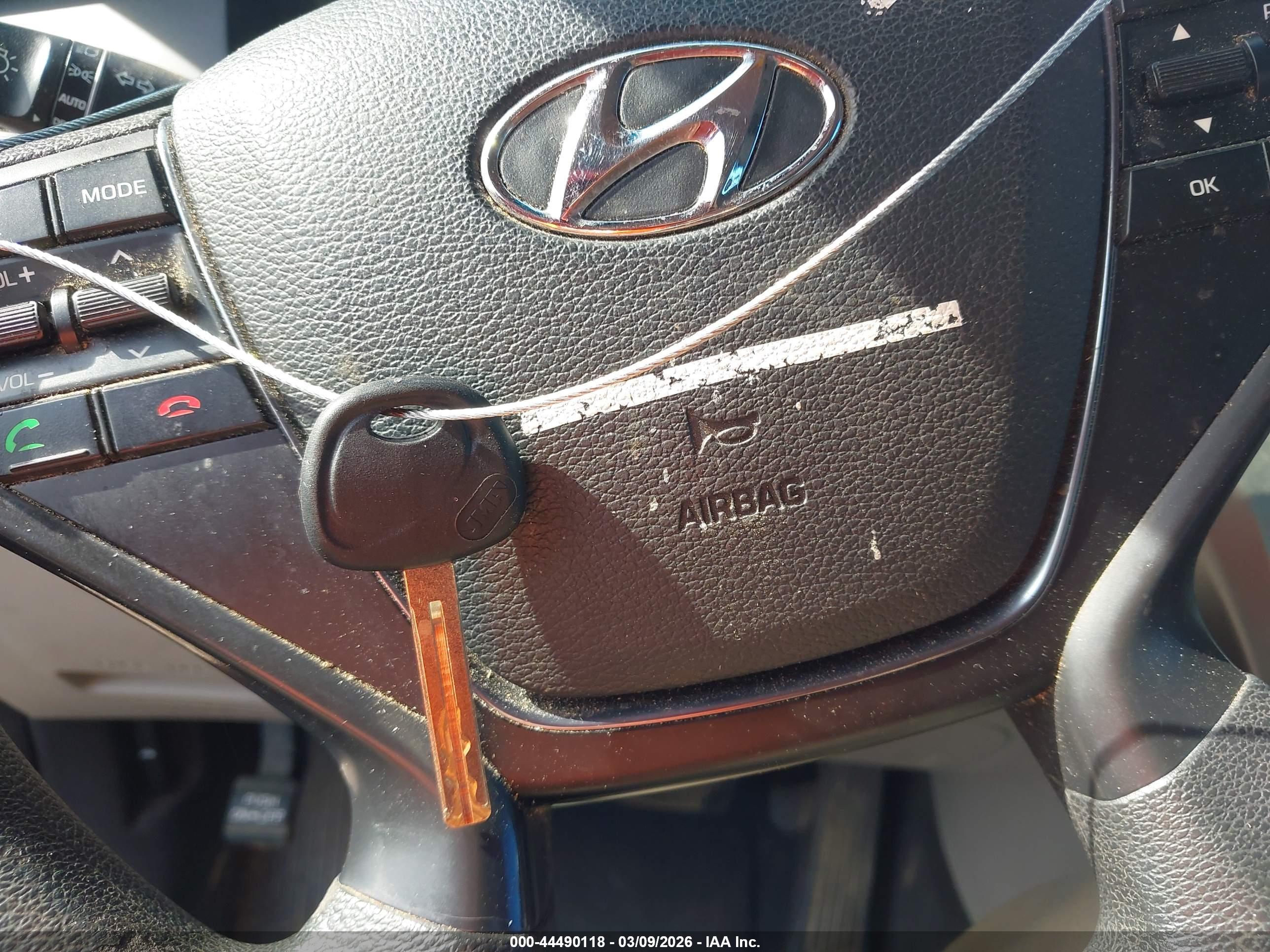 HYUNDAI SONATA image 11