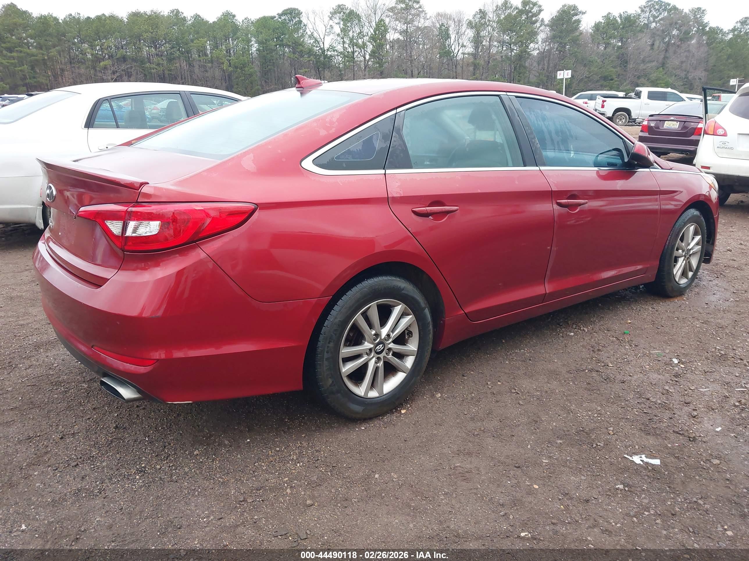 HYUNDAI SONATA image 4