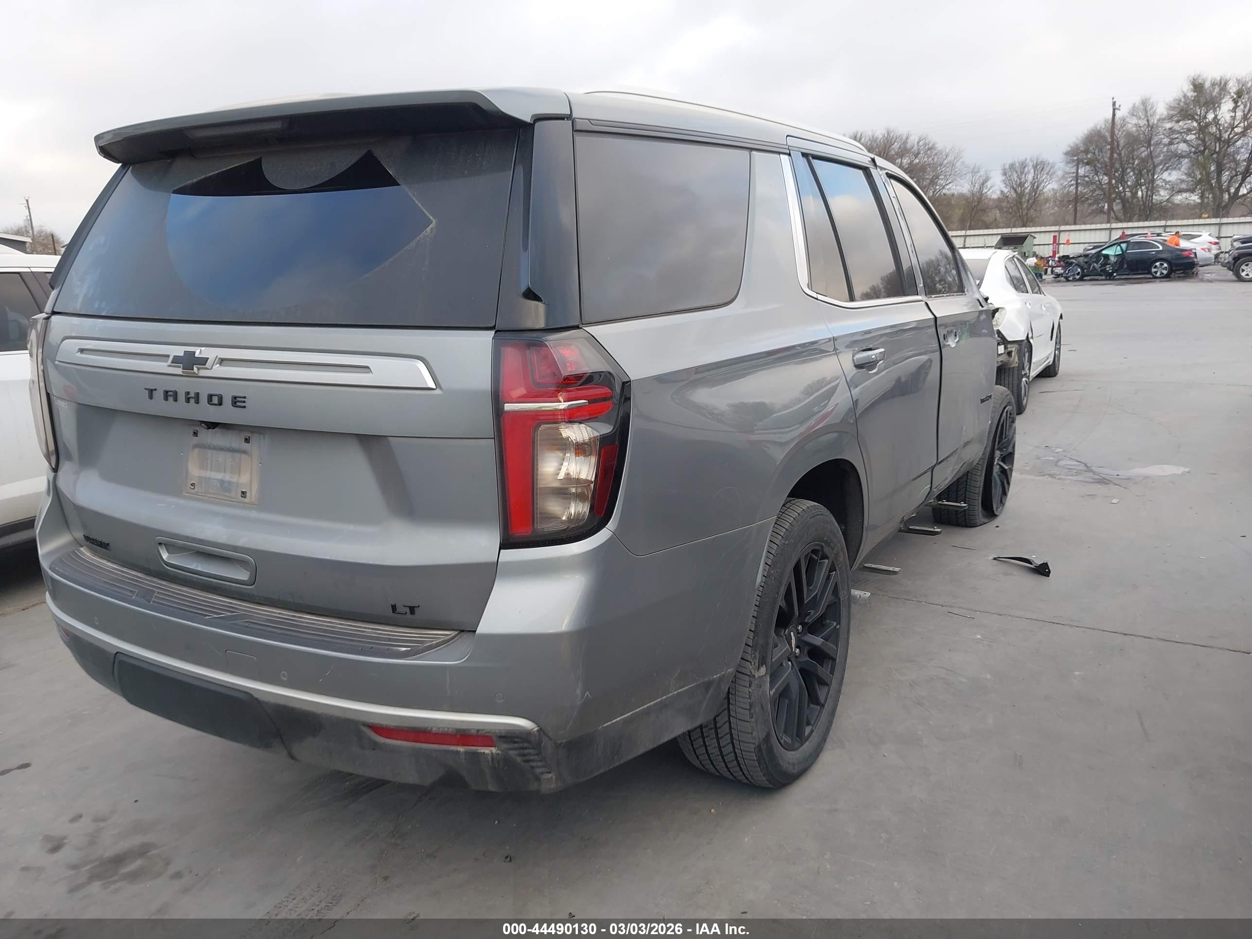 CHEVROLET TAHOE image 4