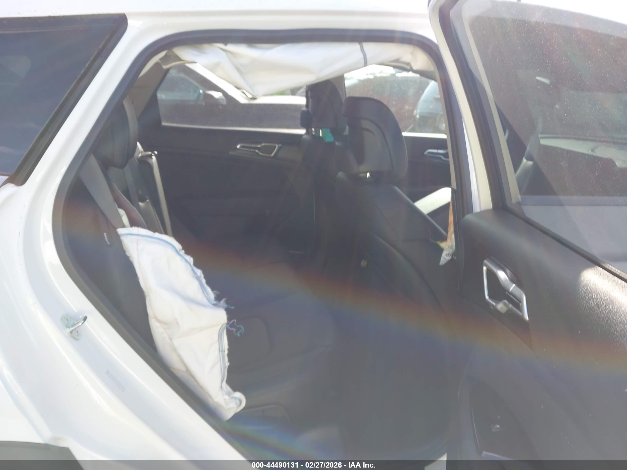 KIA SPORTAGE image 8