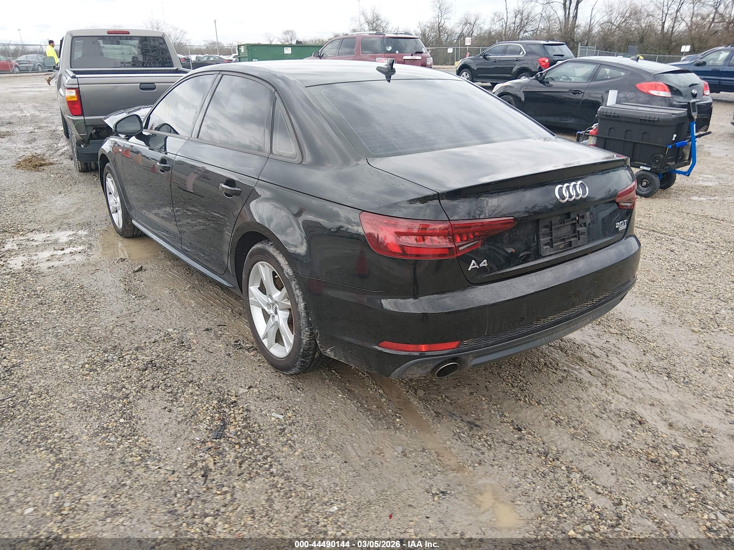 AUDI A4 image 3