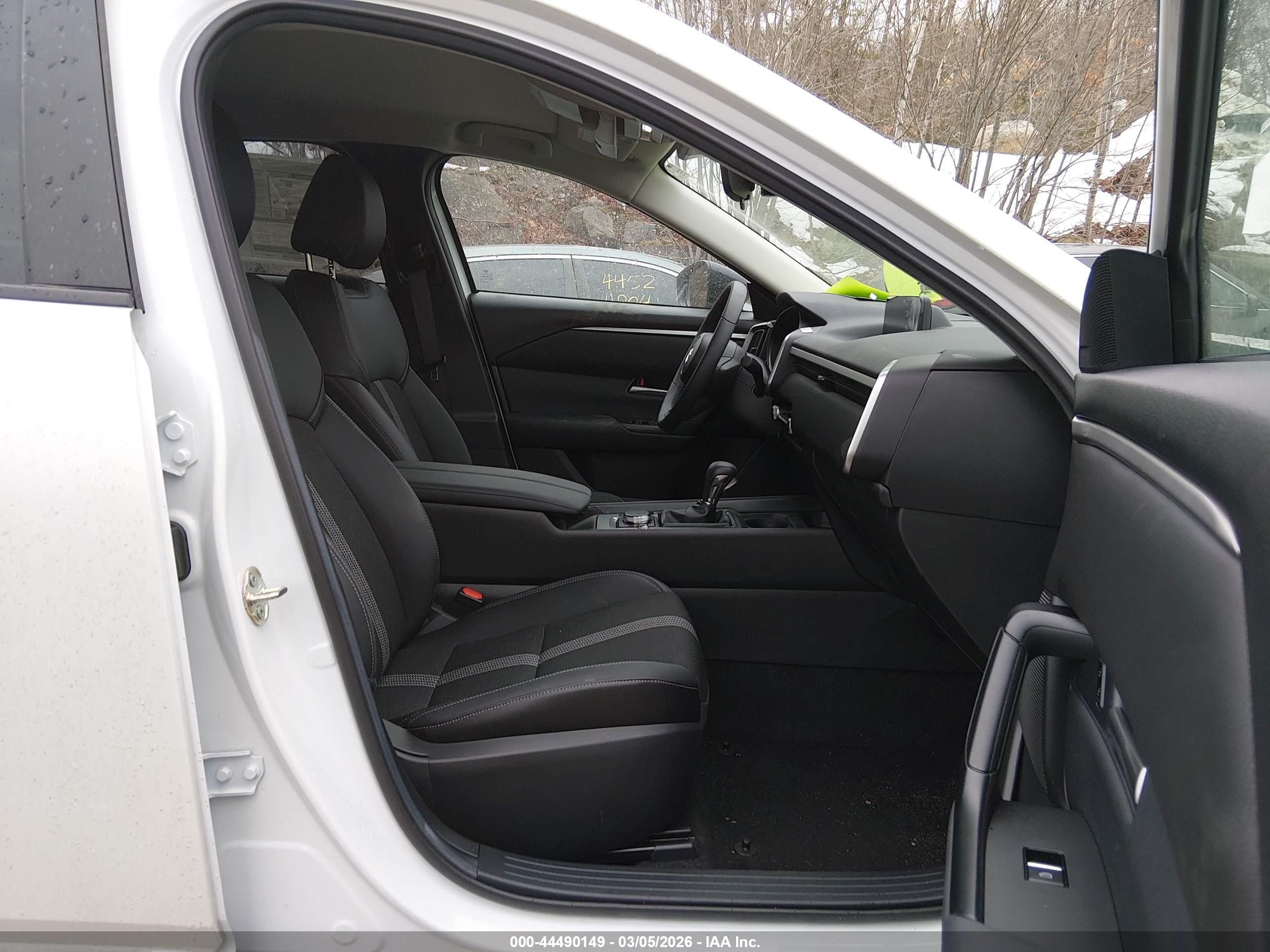 MAZDA CX-50 image 5