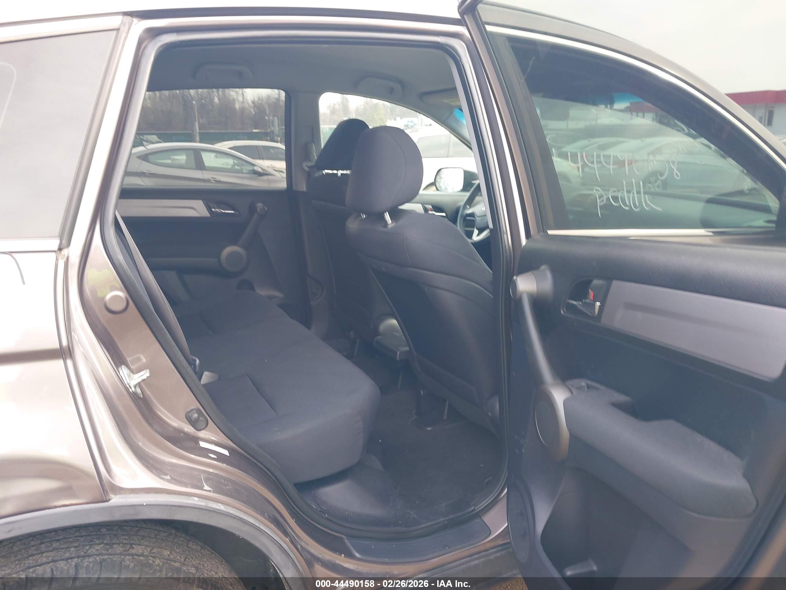HONDA CR-V image 8