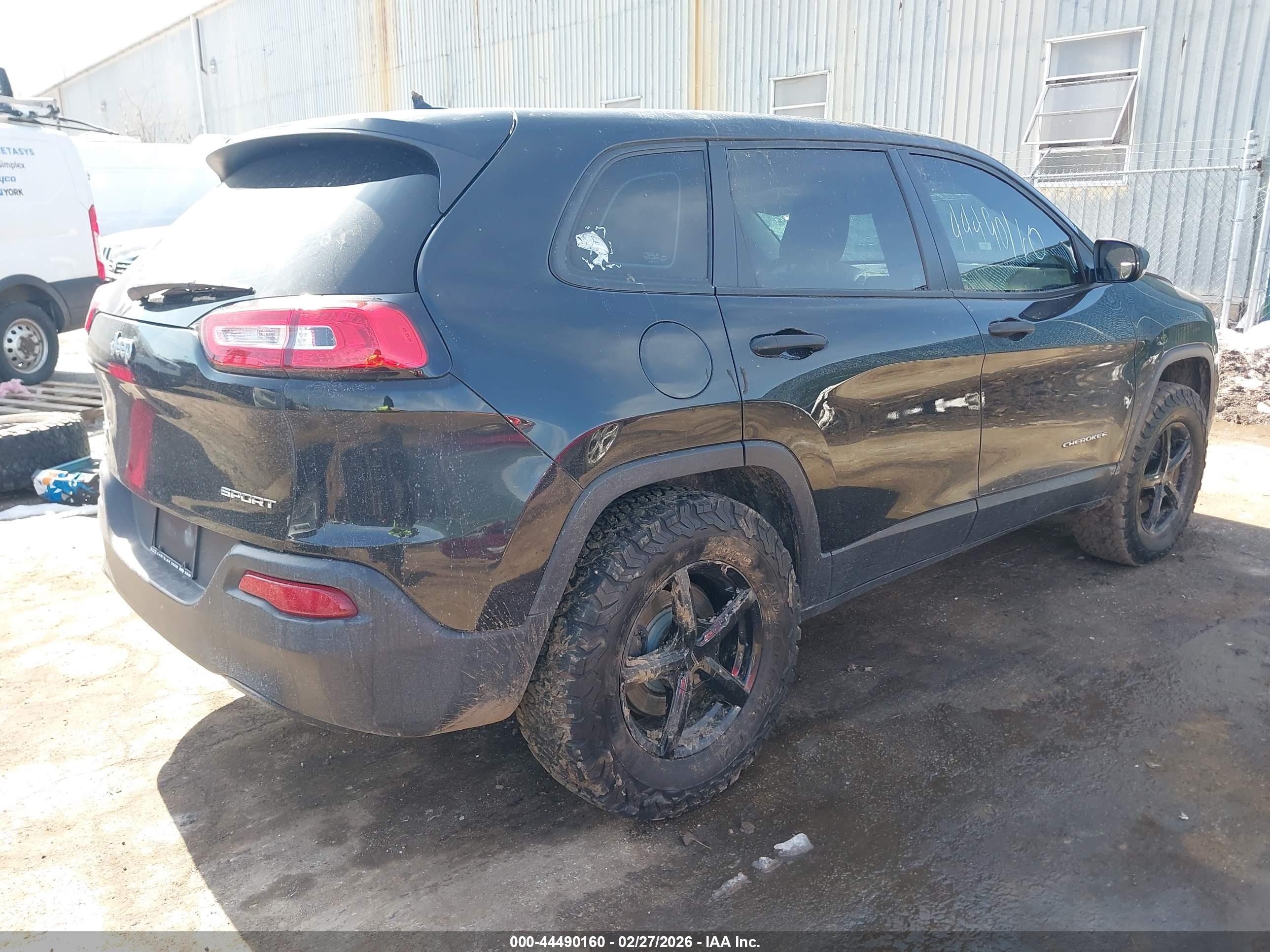 JEEP CHEROKEE image 4