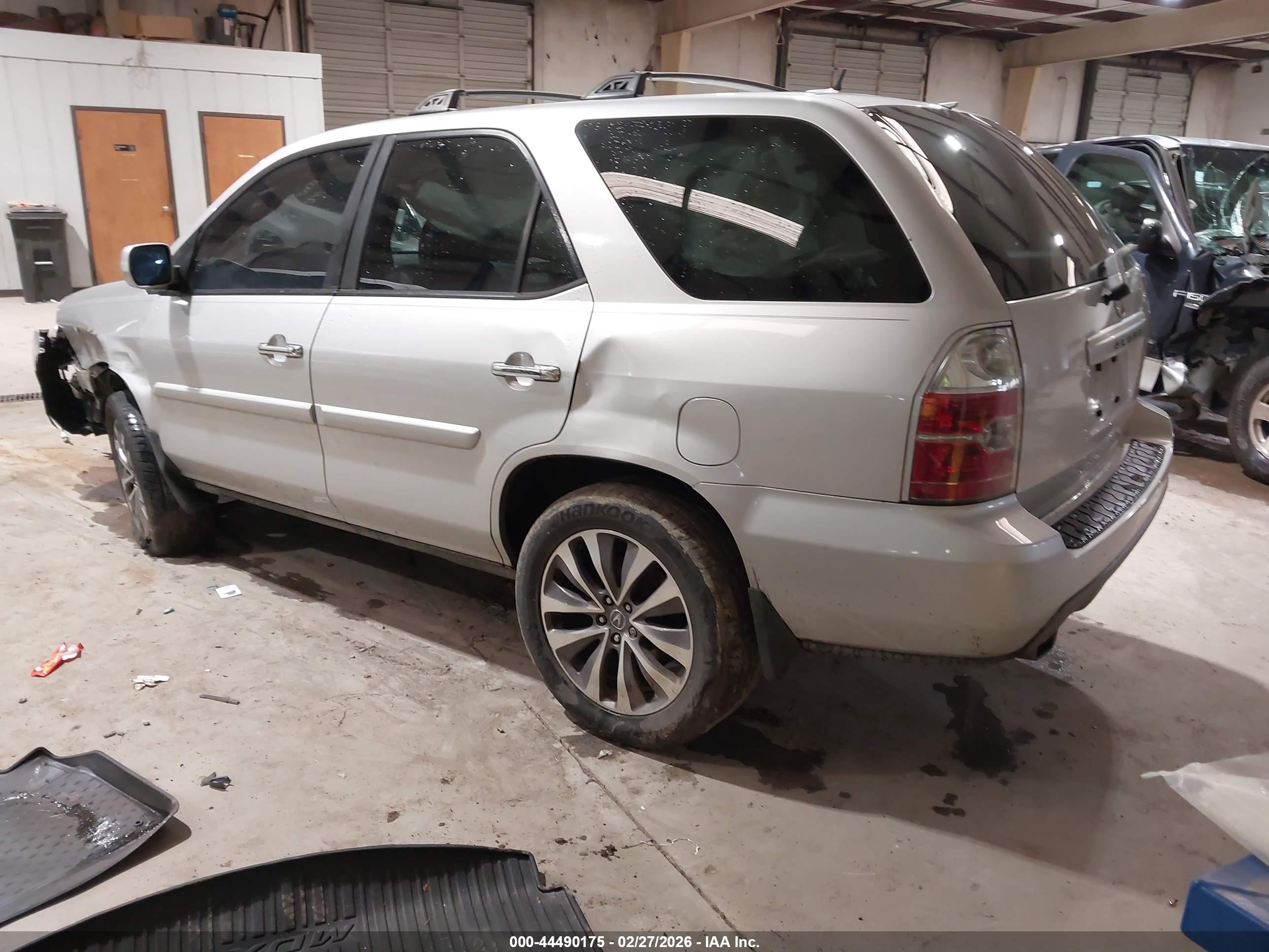 ACURA MDX image 3
