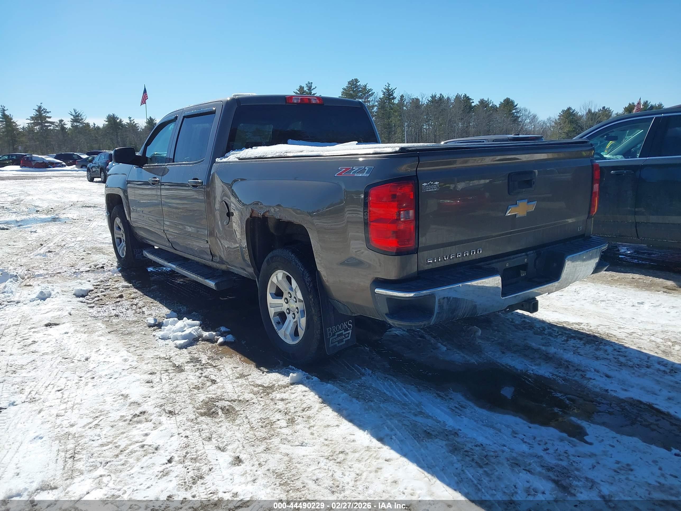 CHEVROLET SILVERADO image 3