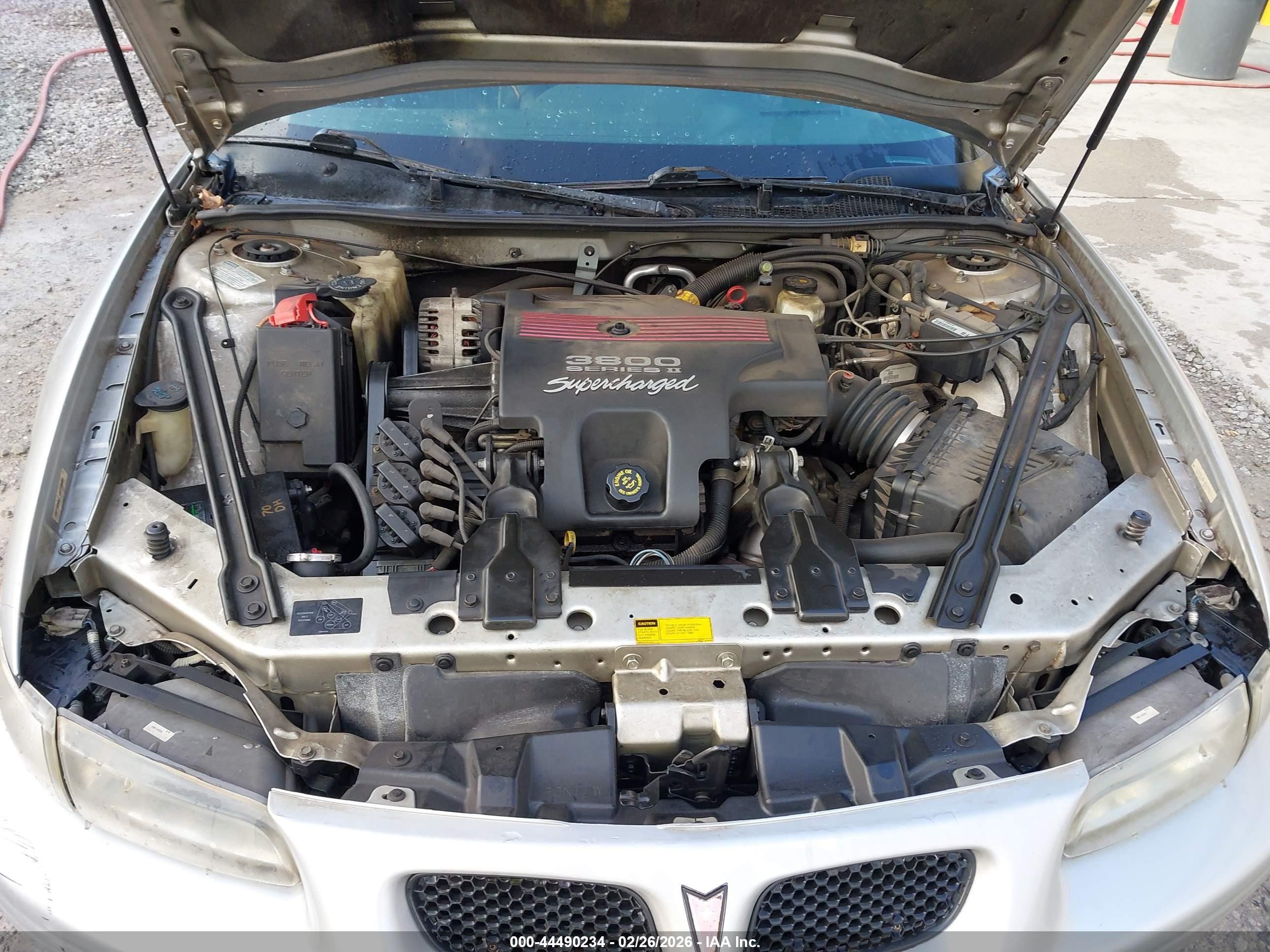 PONTIAC GRAND image 10