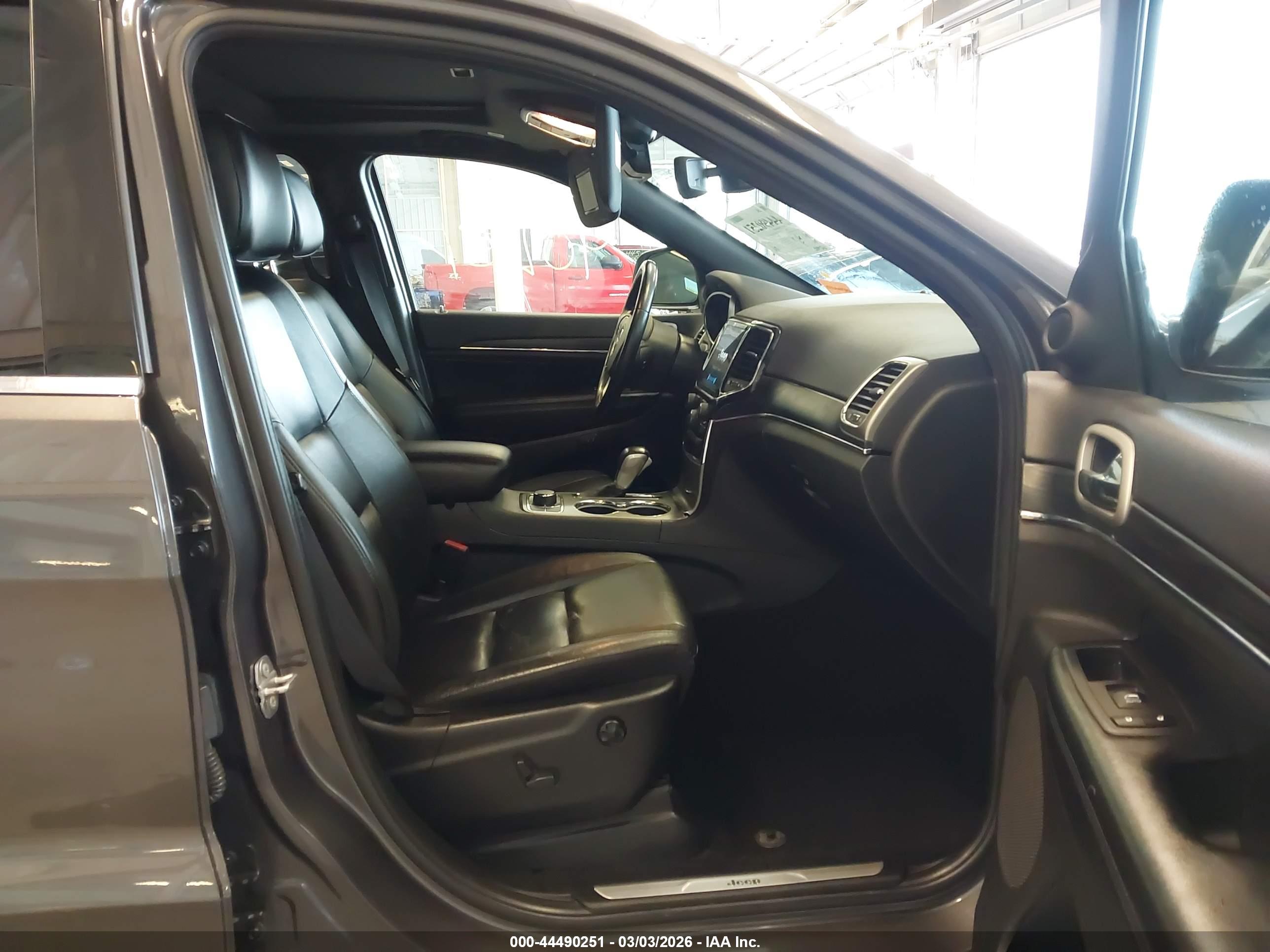 JEEP GRAND image 5