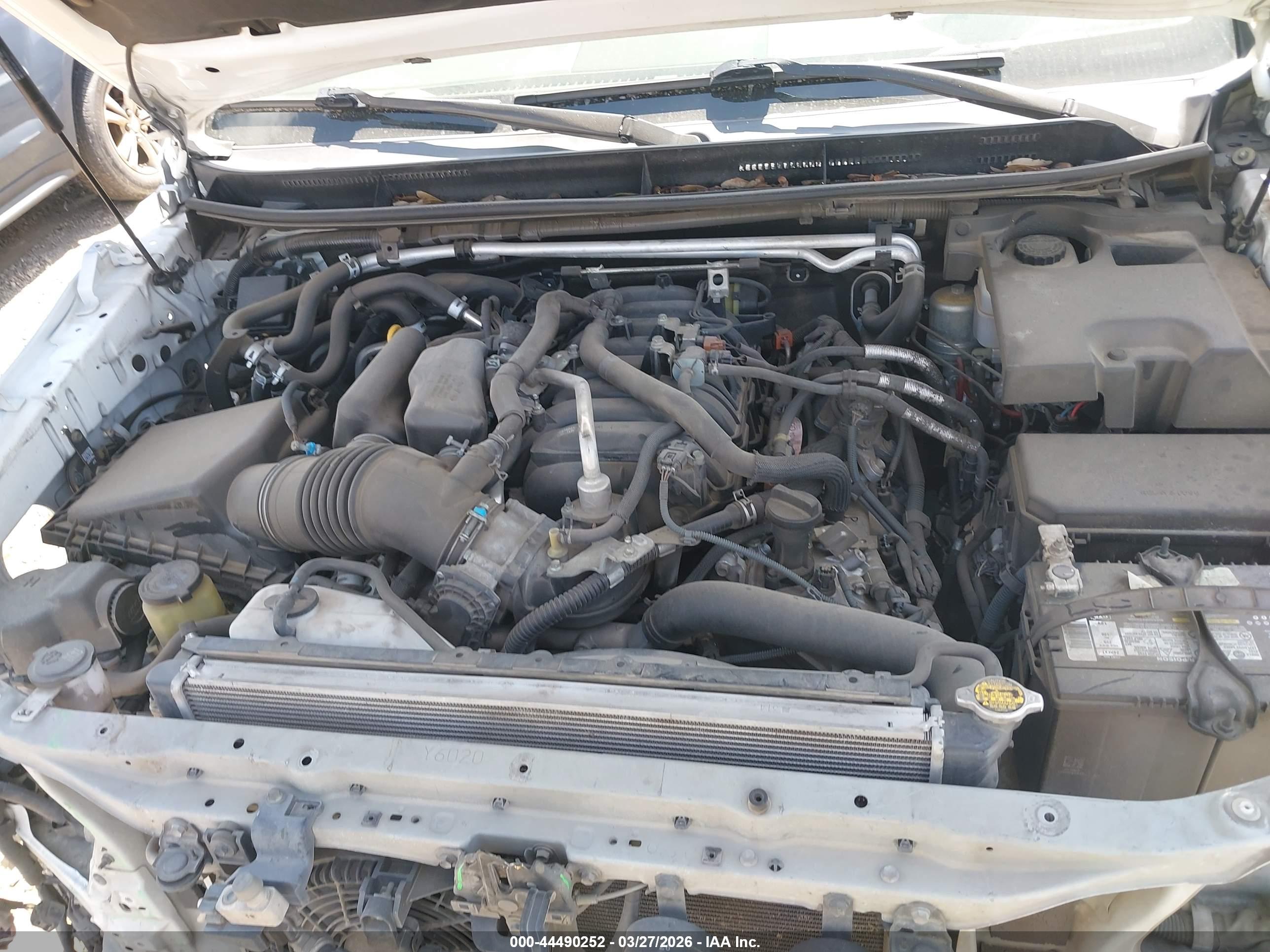 LEXUS GX image 10