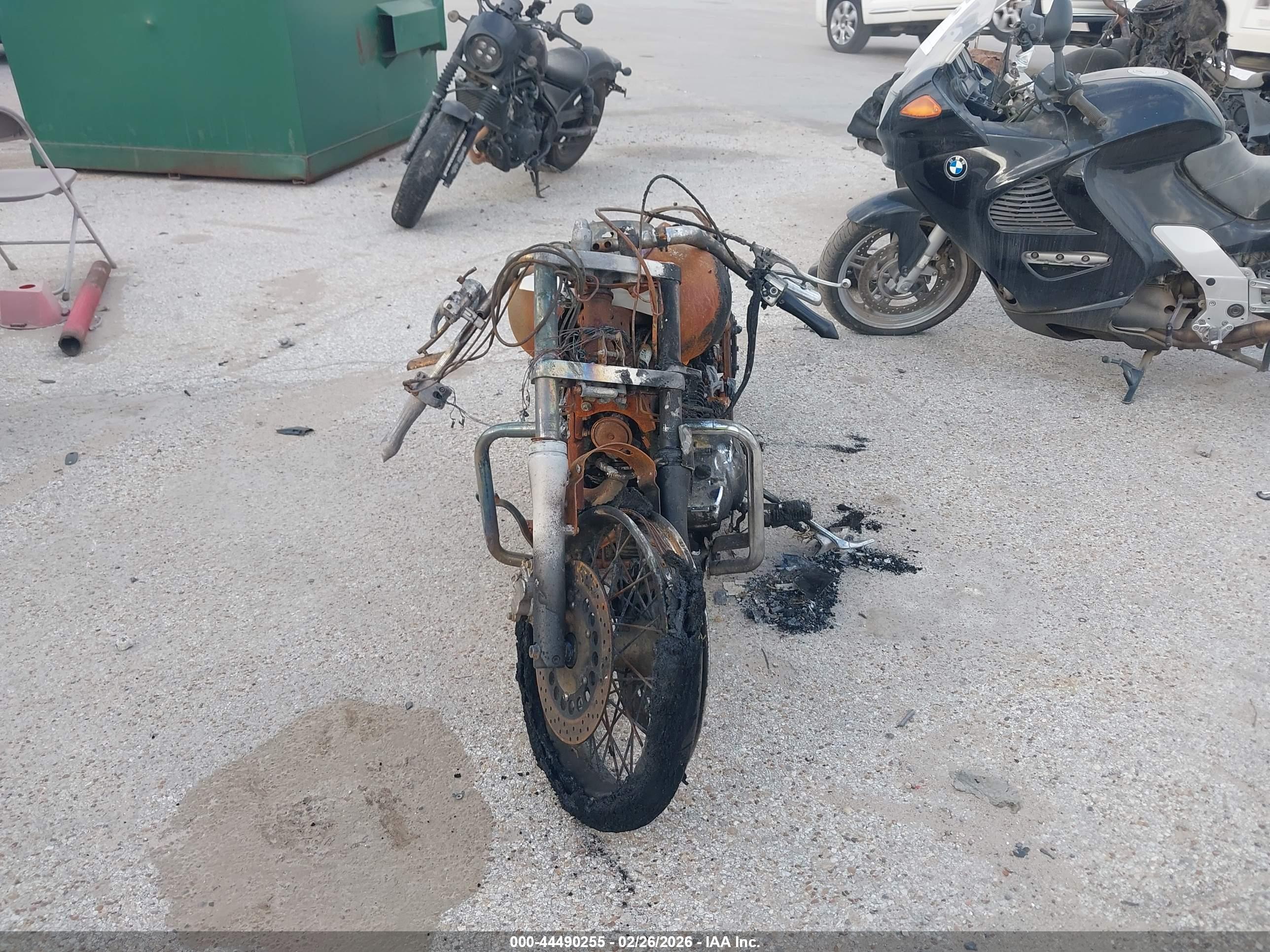 YAMAHA XVS1100 image 5