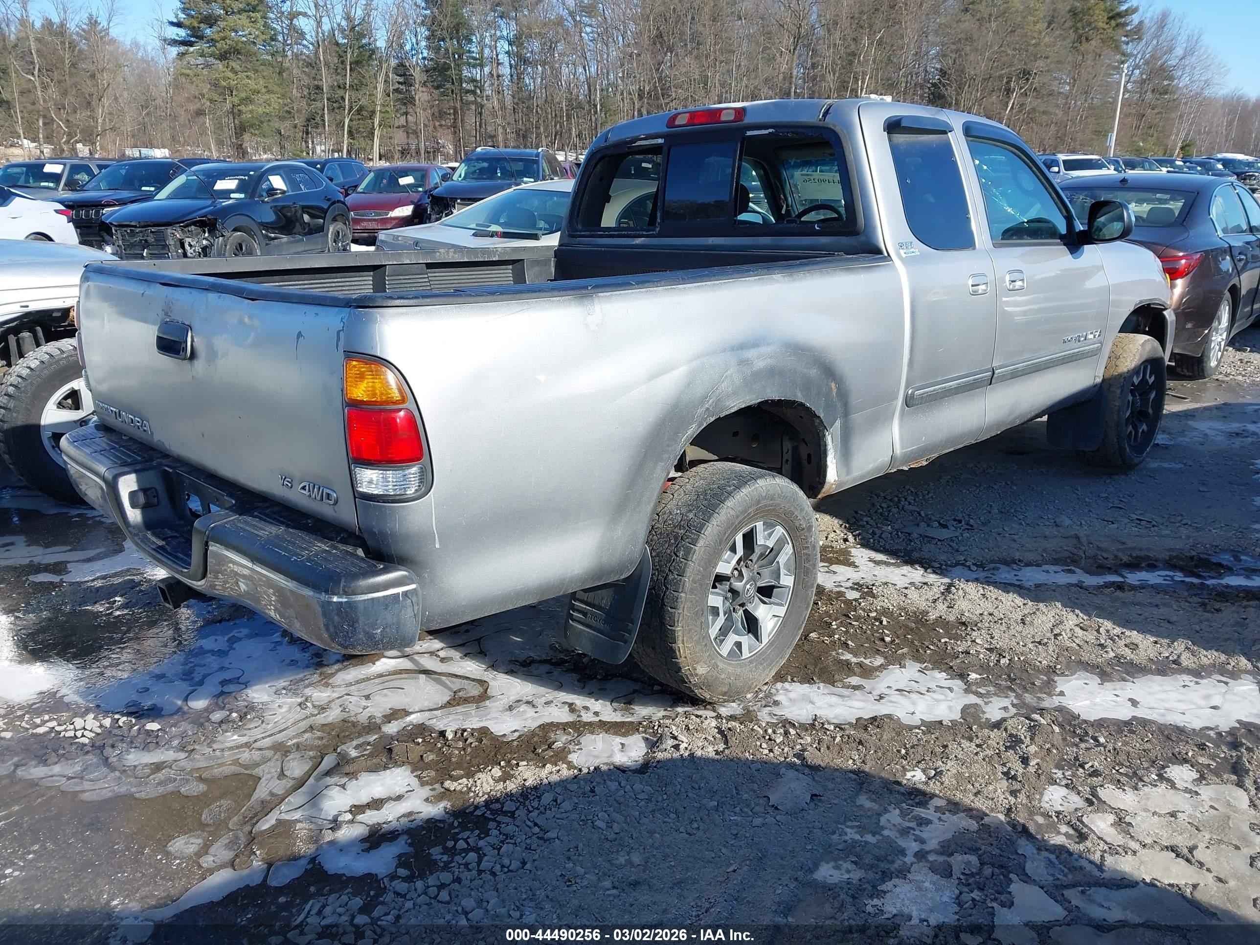 TOYOTA TUNDRA image 4