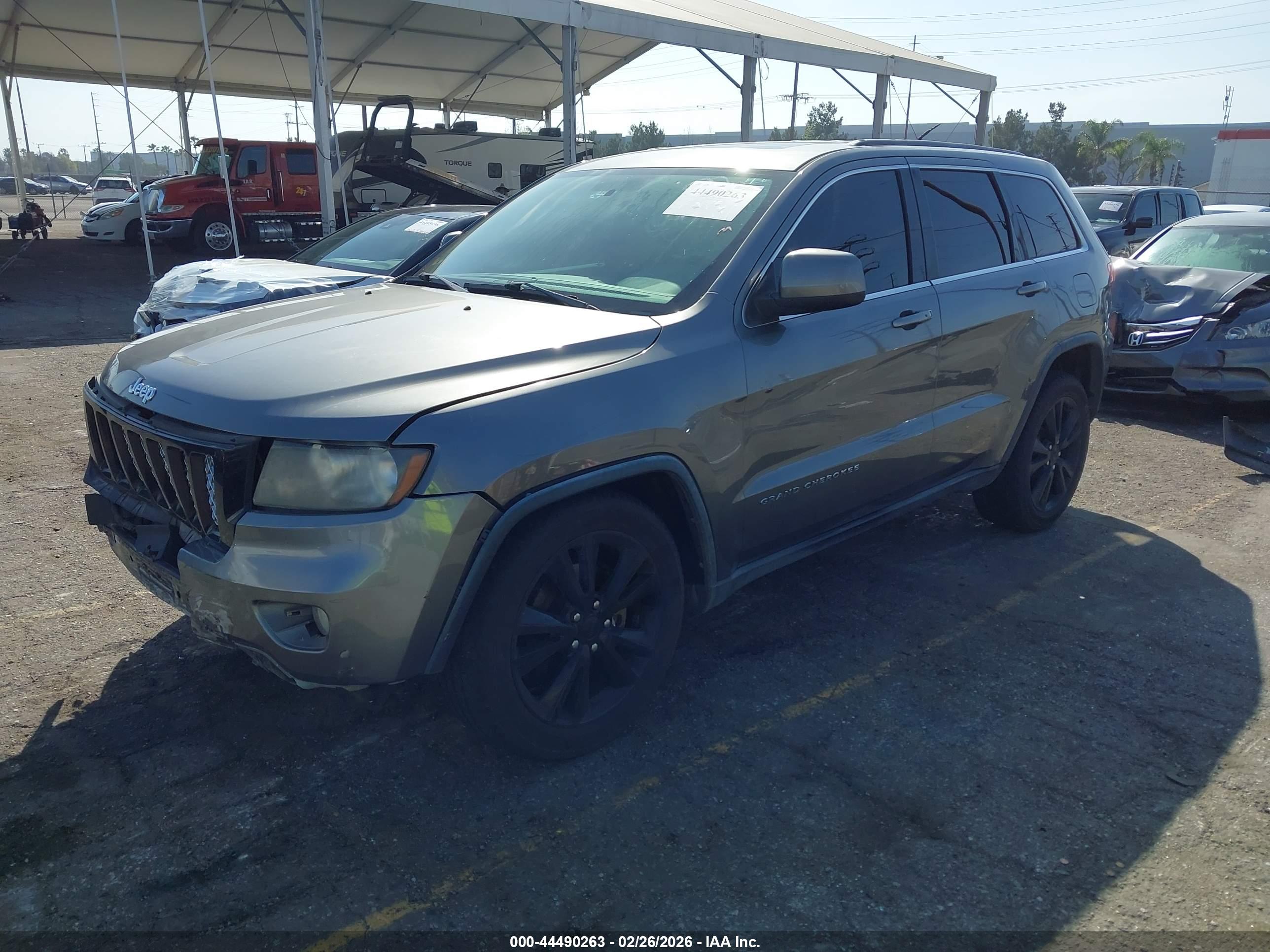 JEEP GRAND image 2