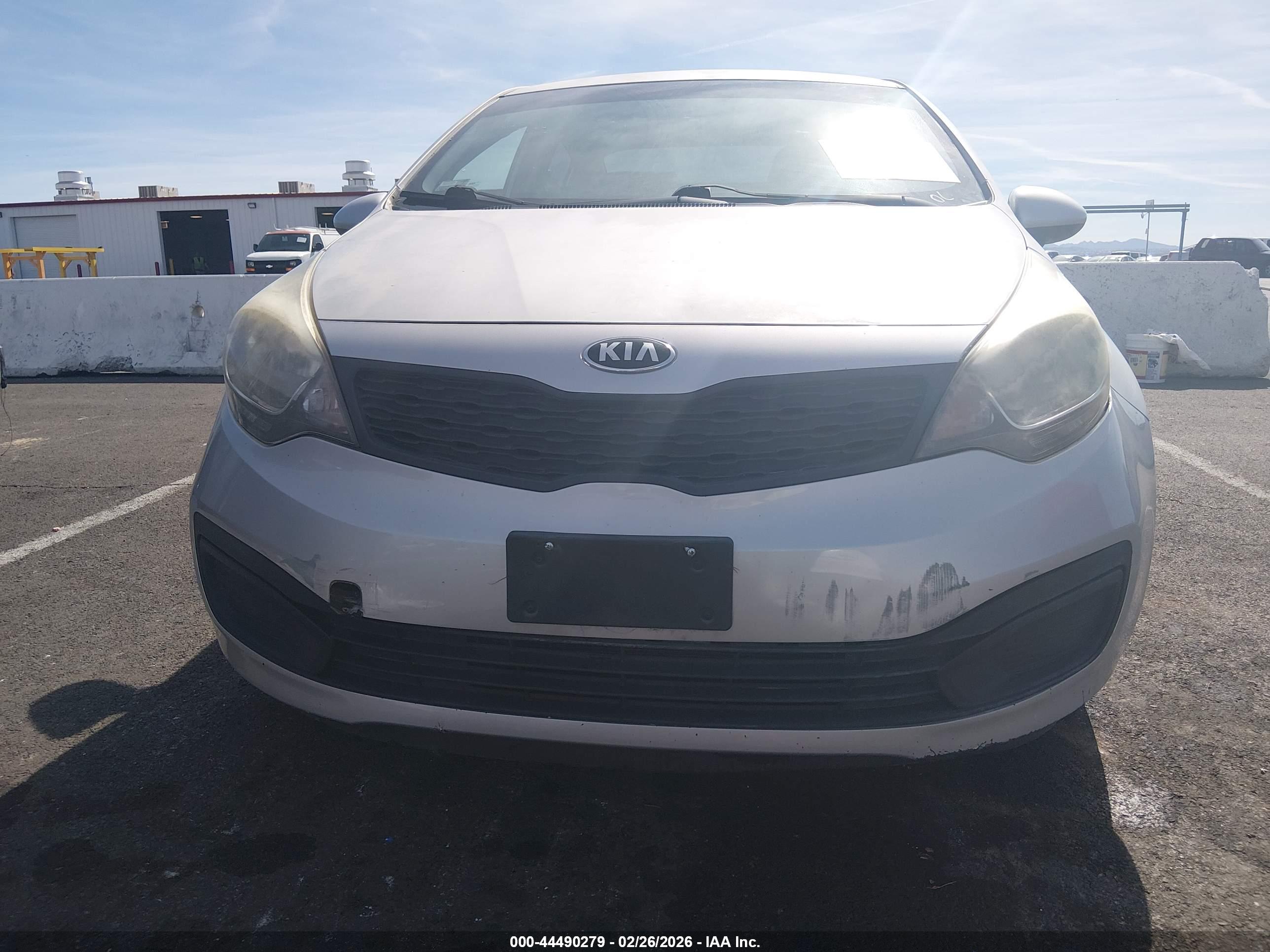 KIA RIO image 6