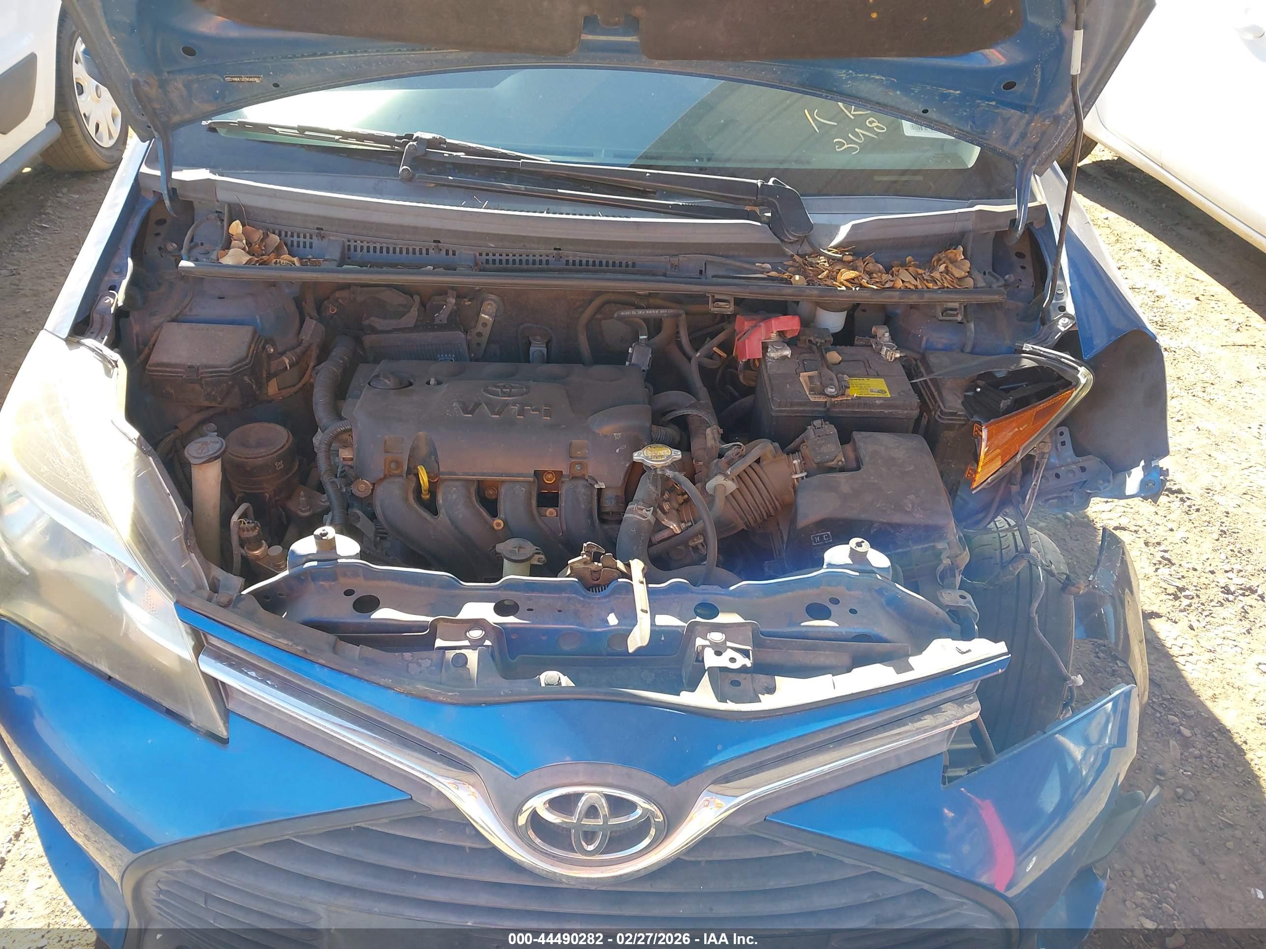 TOYOTA YARIS image 10