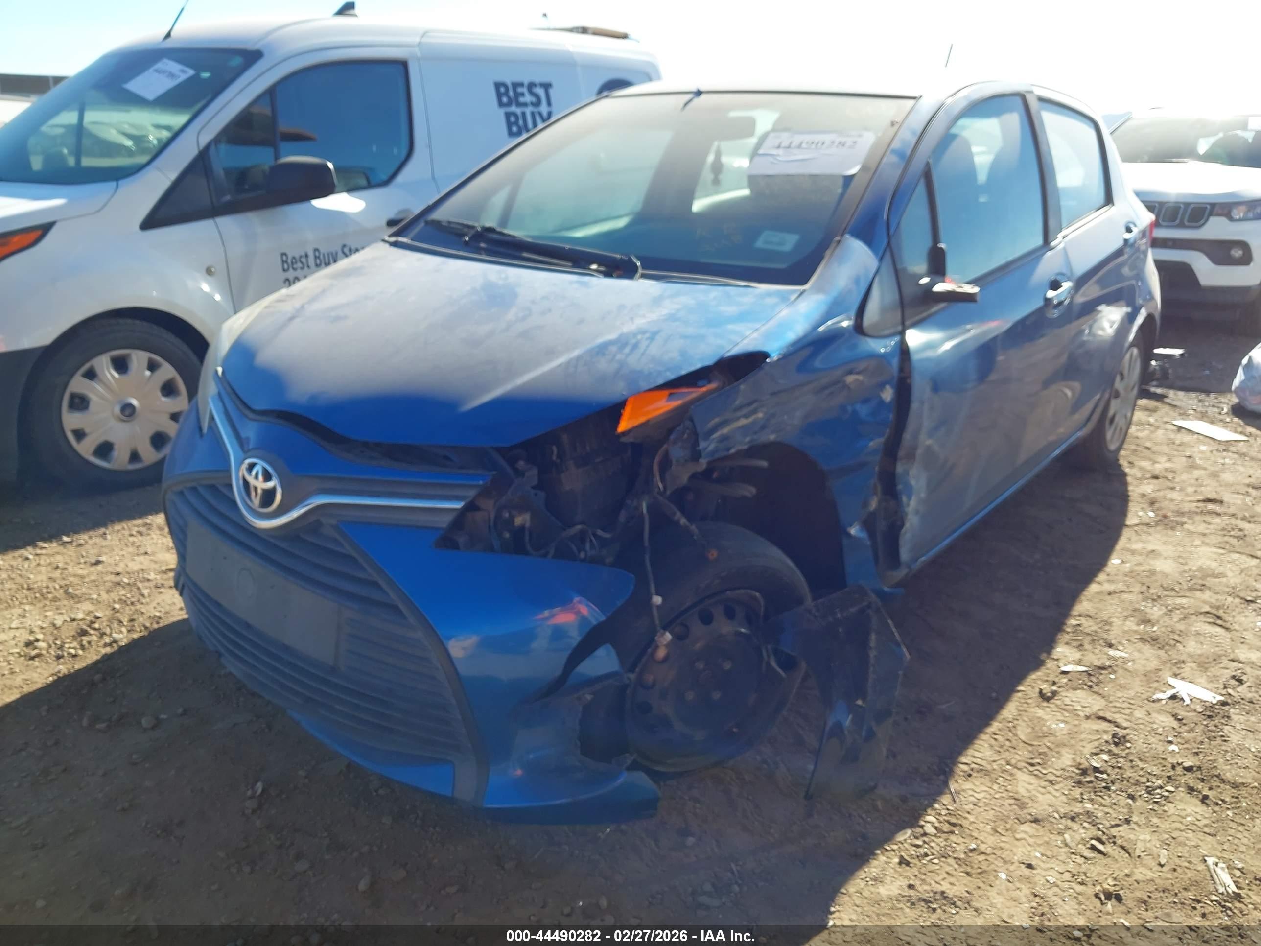 TOYOTA YARIS image 6