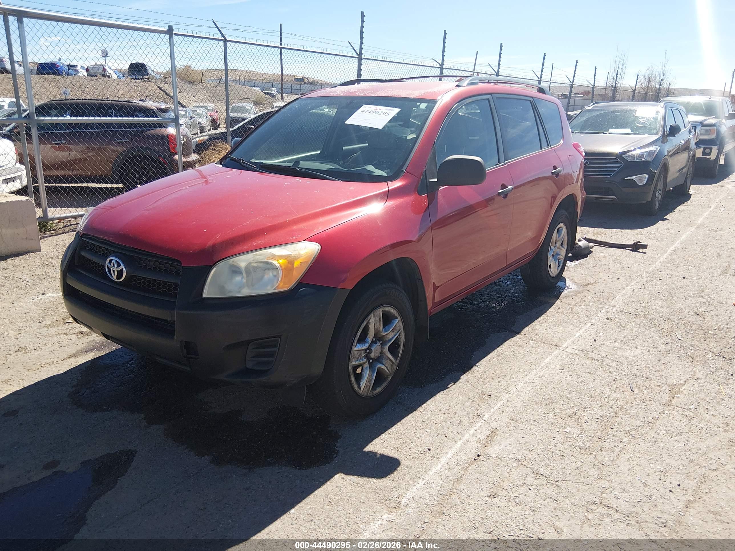 TOYOTA RAV4 image 2